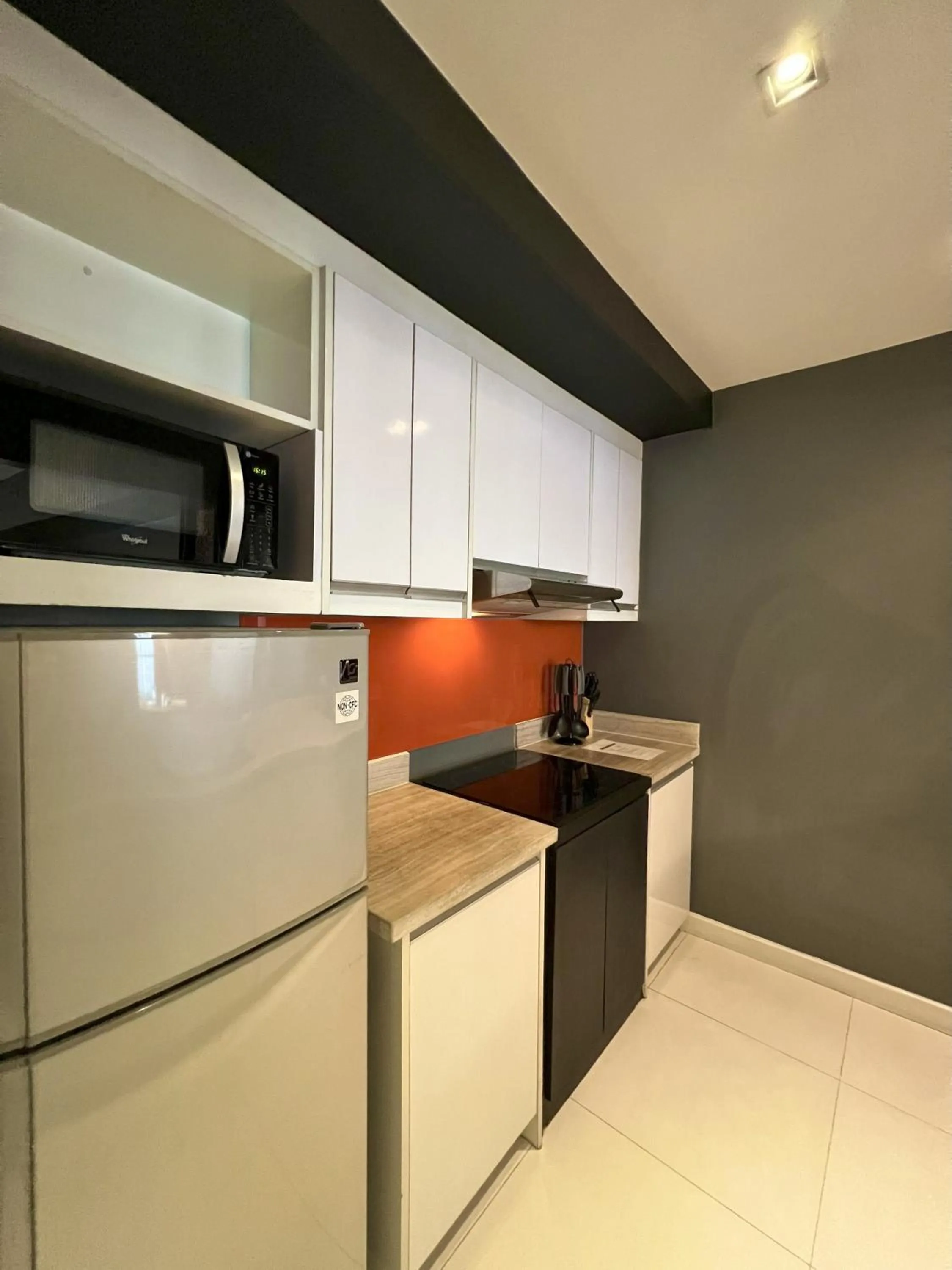 Kitchen or kitchenette in KL Serviced Residences Managed by HII