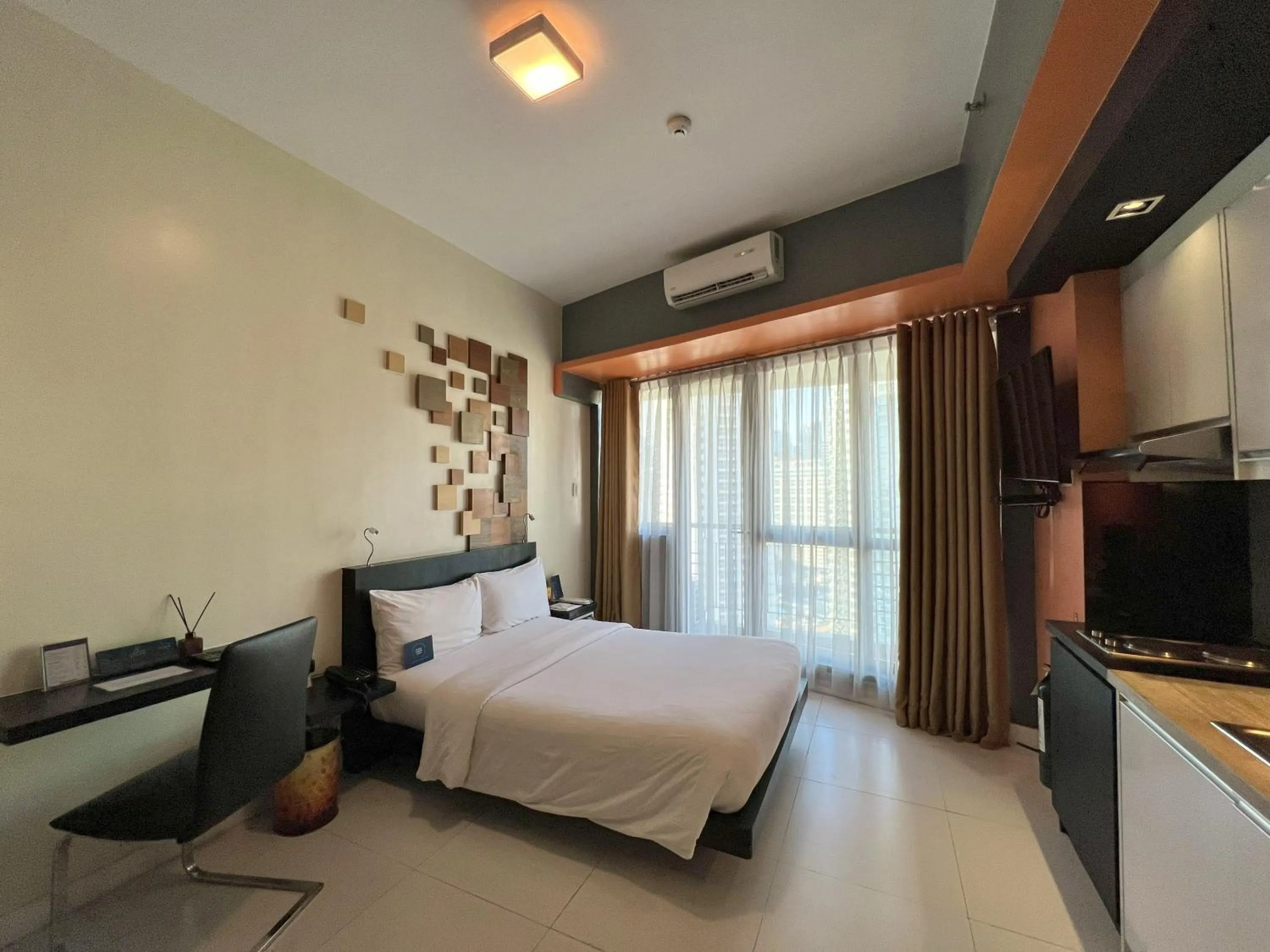 Bed in KL Serviced Residences Managed by HII