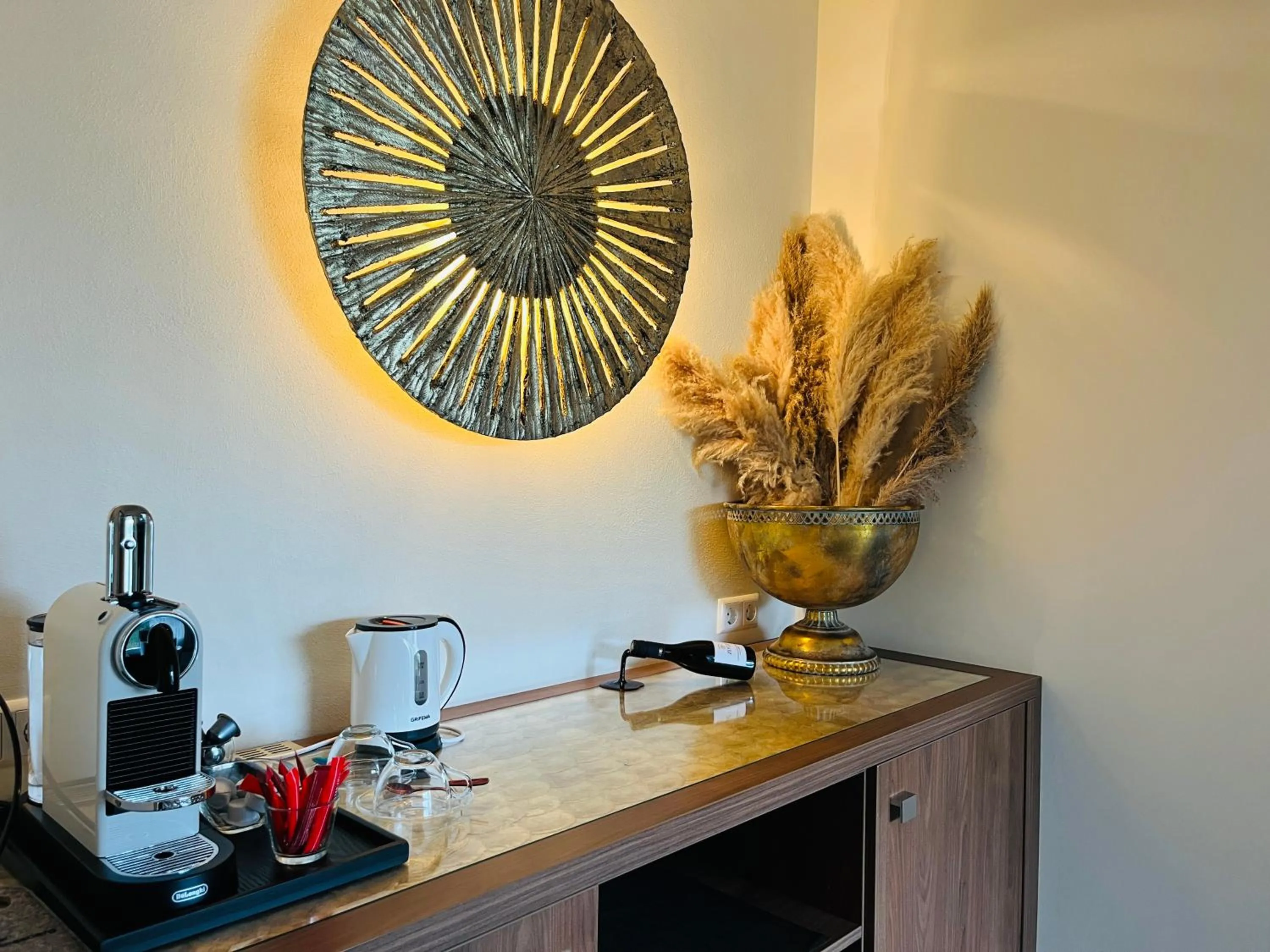 Coffee/tea facilities in Hotel Schlossberg