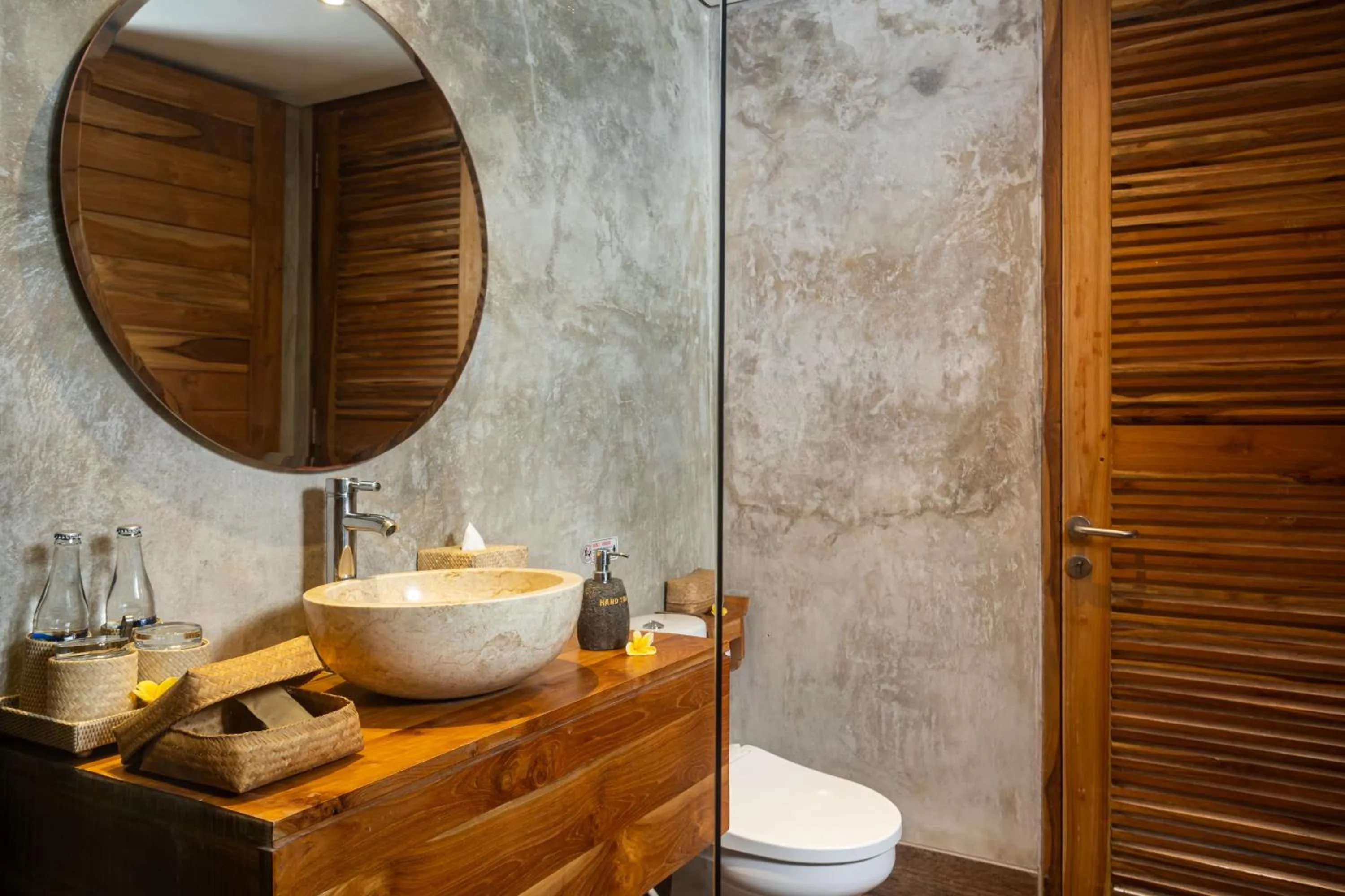 Toilet in Reswaha Villas by GenuineHost