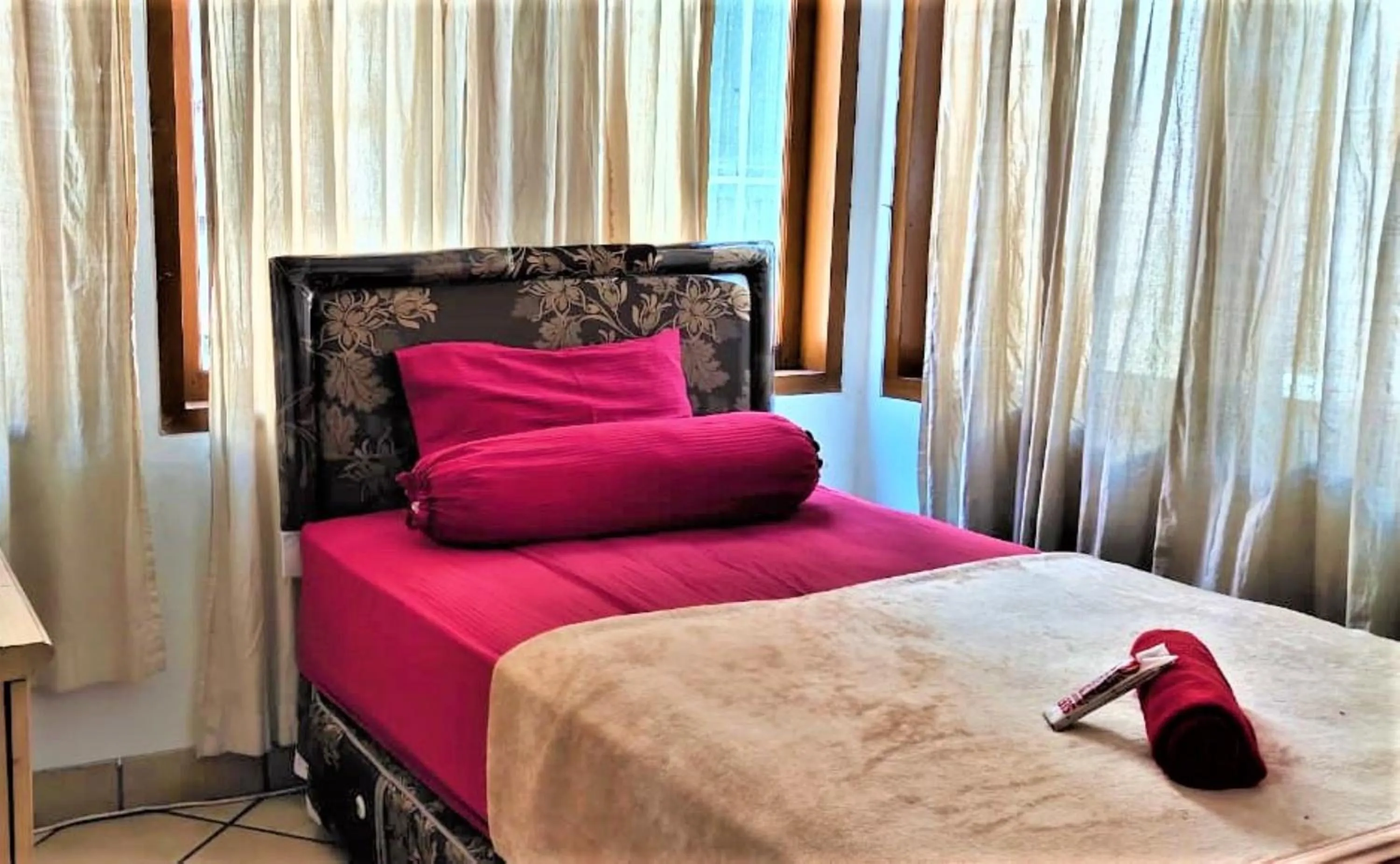 Bedroom, Bed in OBC Villa