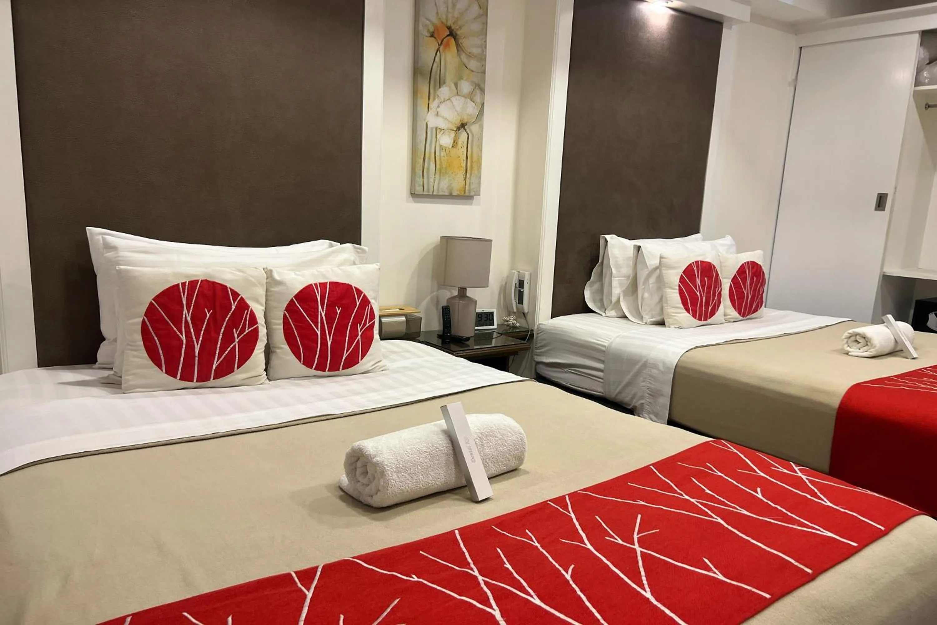 Bed in Khotel near T3 Airport