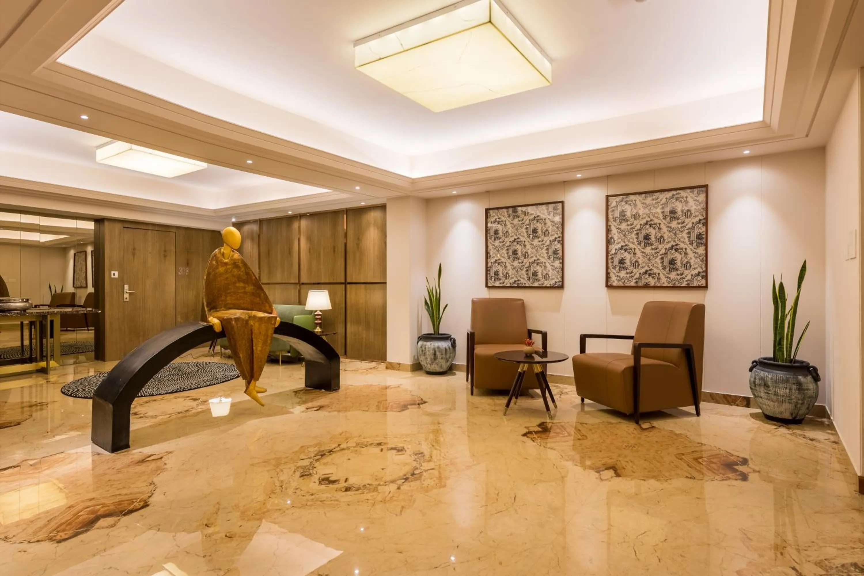 Seating area in Udaan Himalayan Suites and Spa