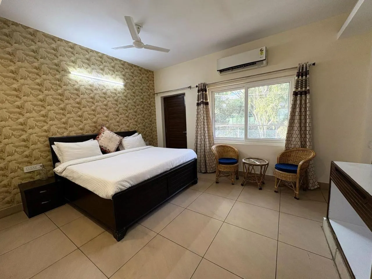 Bed in Golden Healing Journeys Homestay