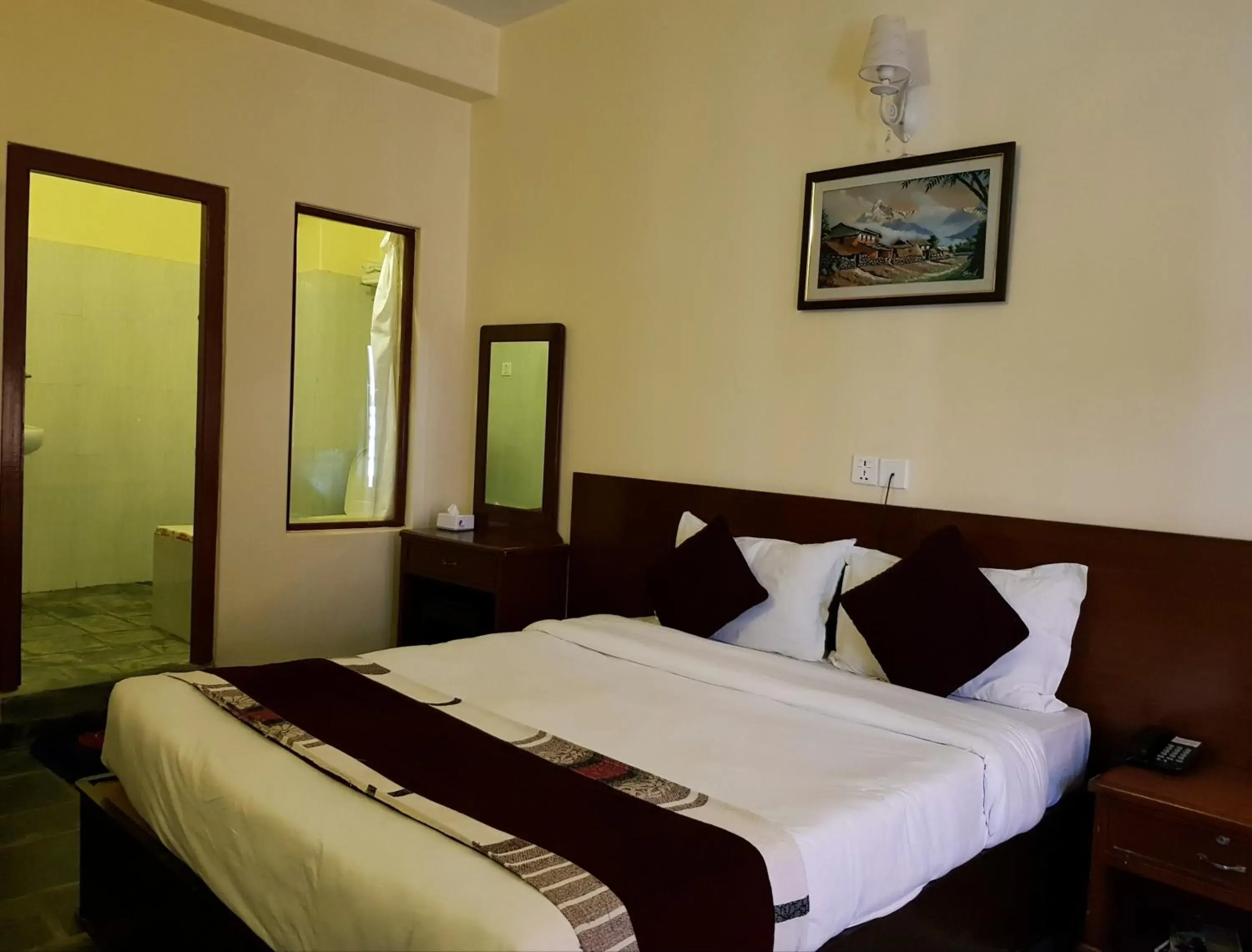Deluxe Double Room with Balcony in Hotel Kunja Deluxe Double Room with Balcony in Hotel Kunja