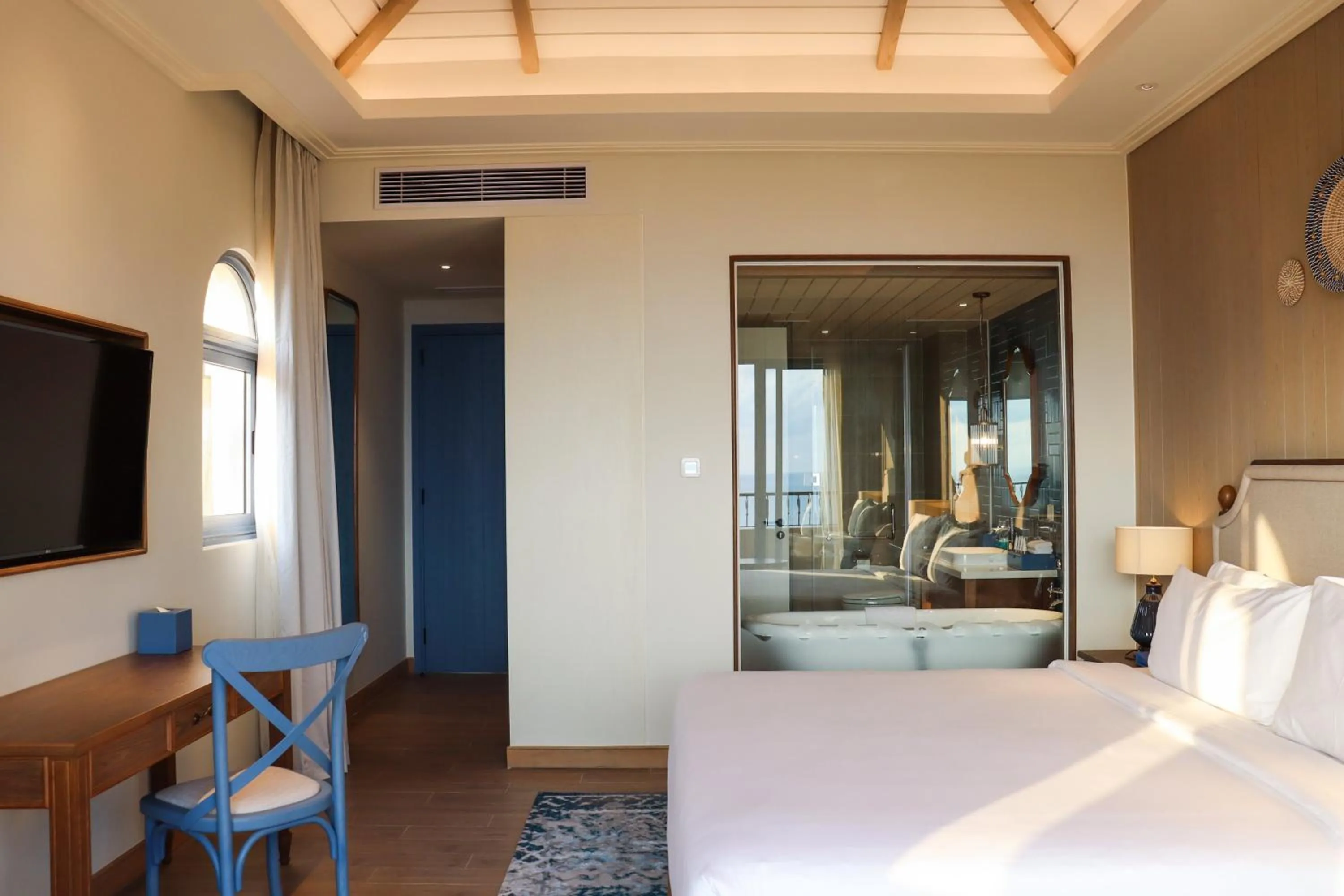 Photo of the whole room, Bed in Centara Mirage Resort Mui Ne