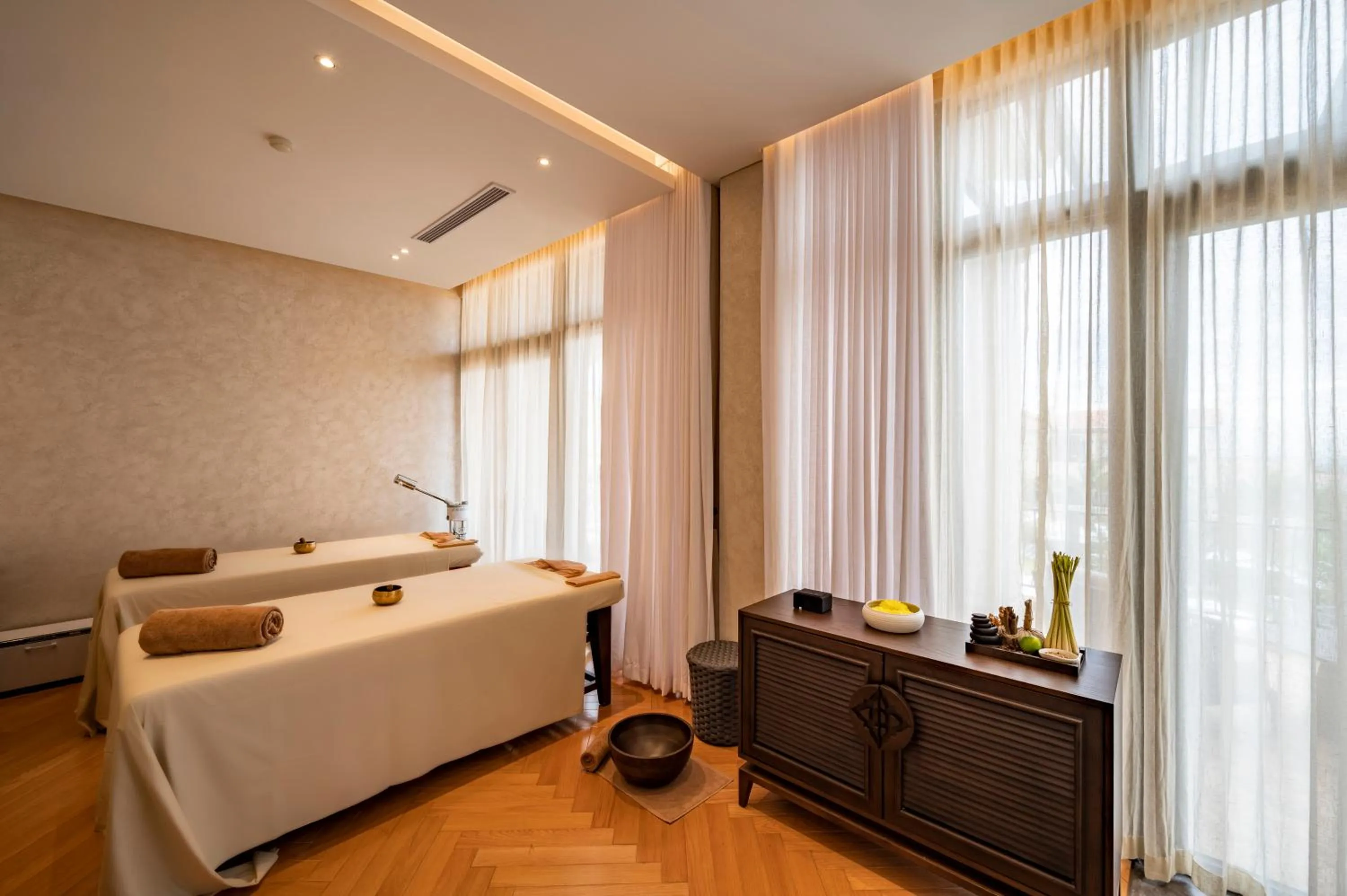 Massage, Bed in Centara Mirage Resort Mui Ne