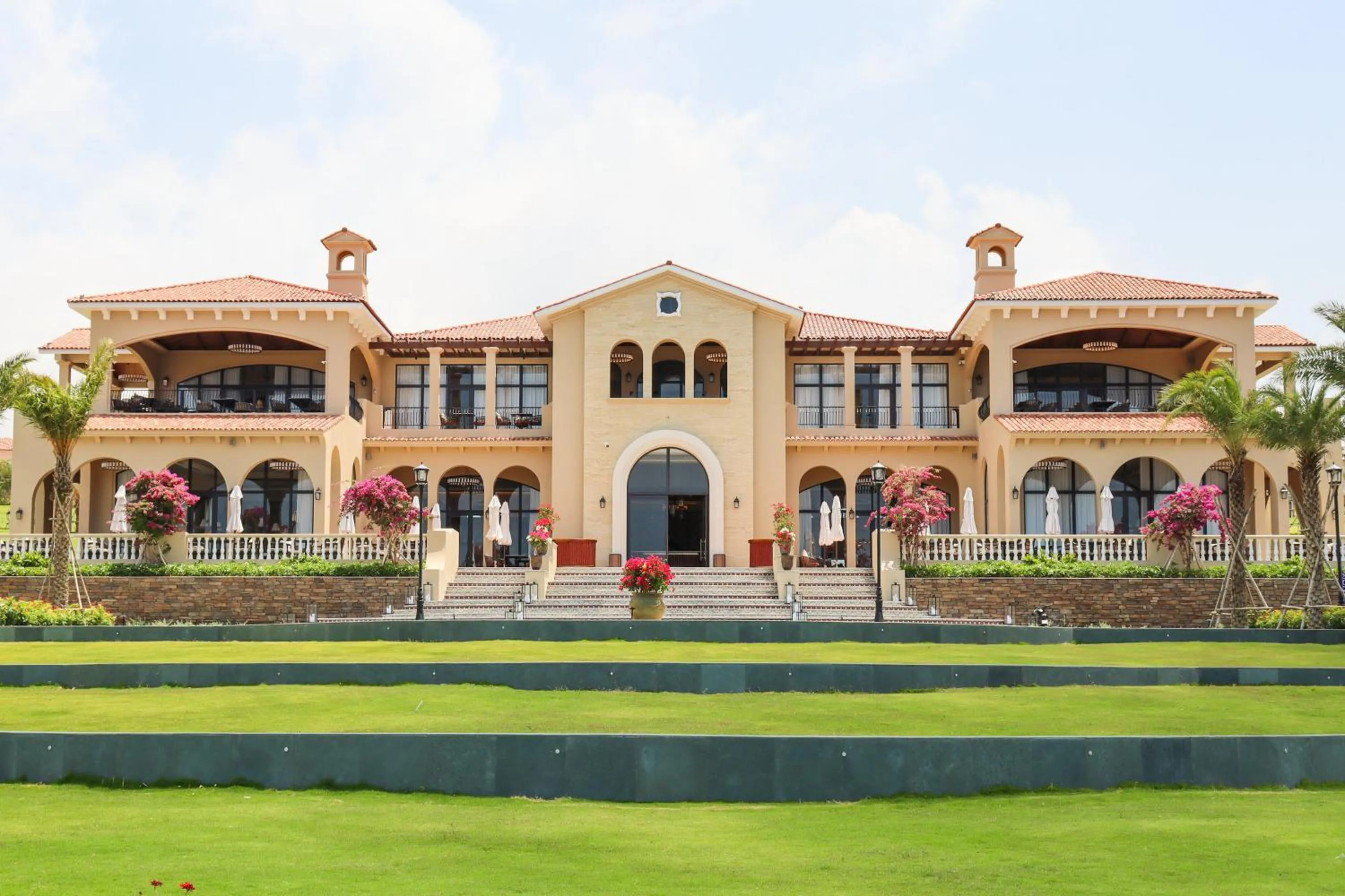 Restaurant/places to eat in Centara Mirage Resort Mui Ne