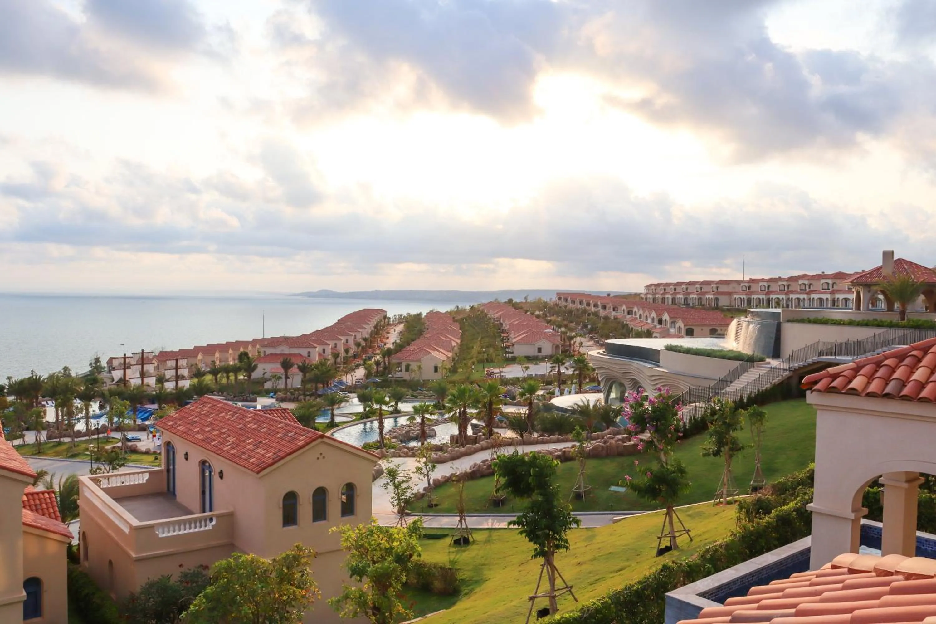 Photo of the whole room in Centara Mirage Resort Mui Ne