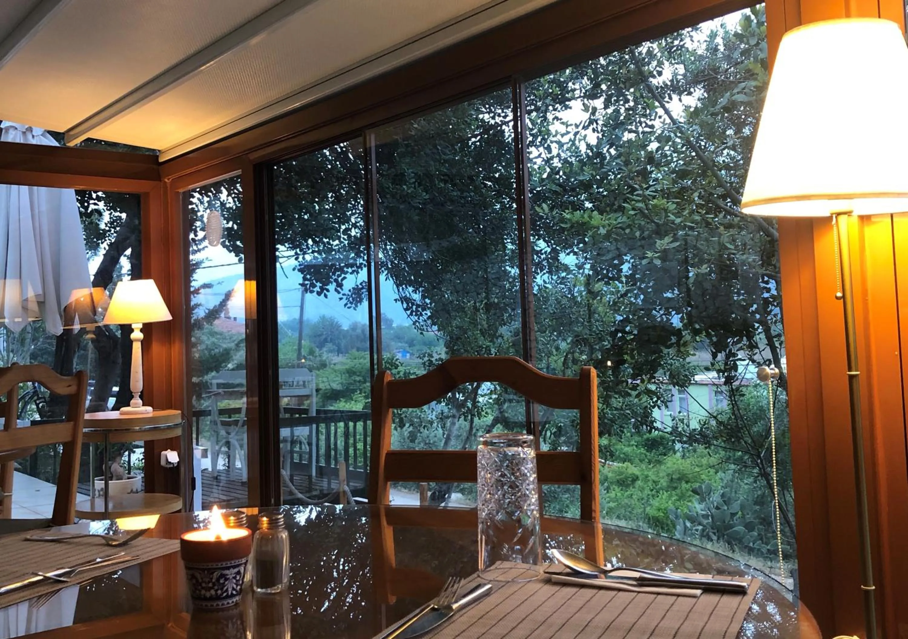 Dining area in Swiss Eviniz Hotel