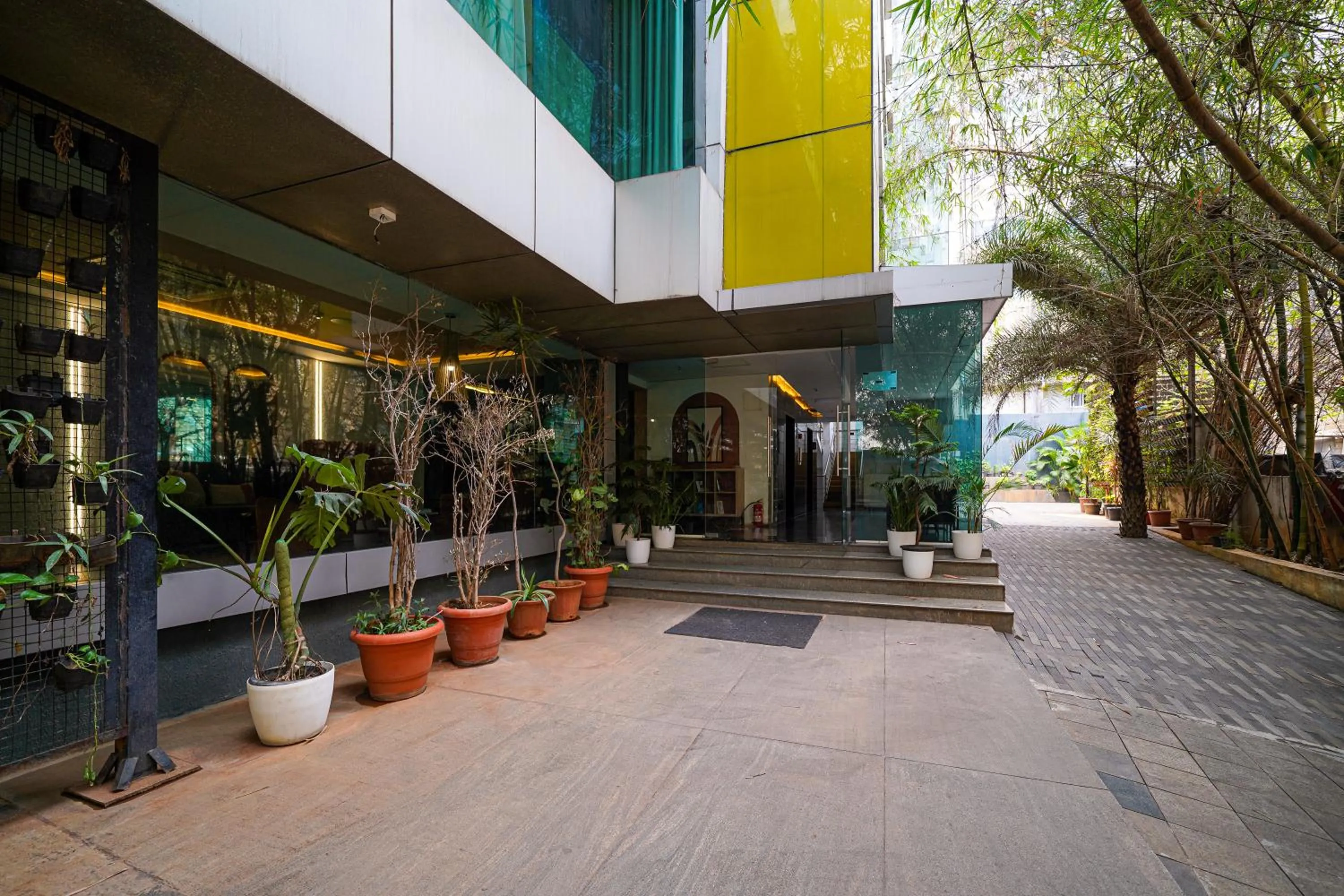 Property building in Olive Hotel MG Road Dunsvirk Inn by Embassy Group