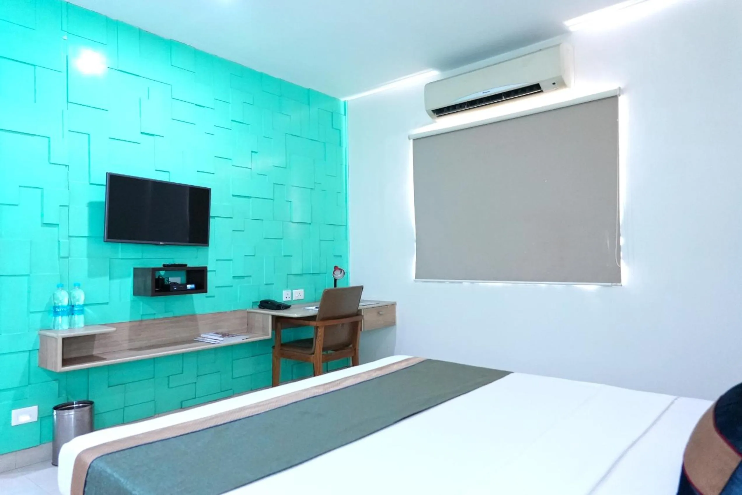 Bedroom, Bed in M Stays