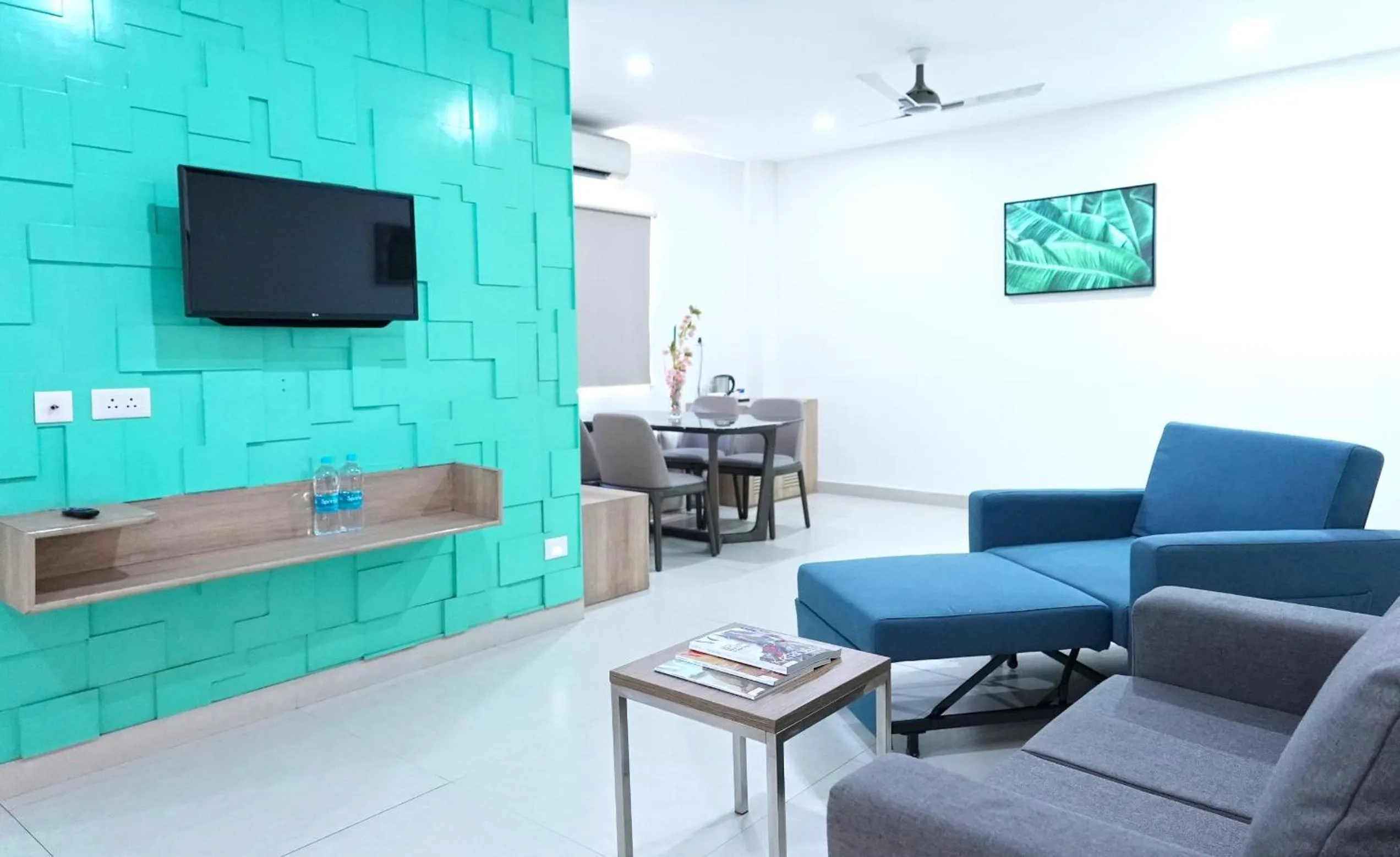 TV and multimedia in M Stays