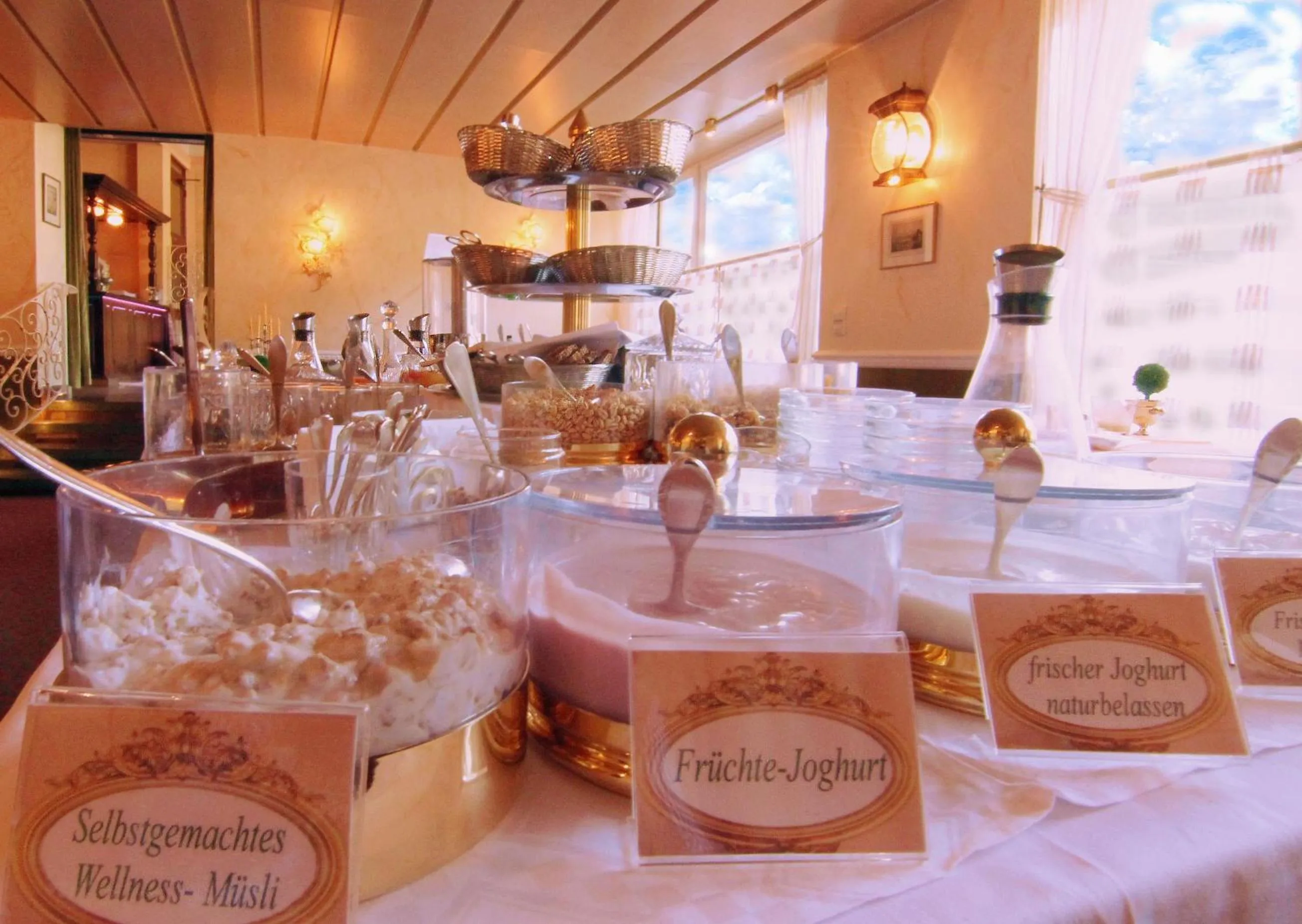 Restaurant/places to eat in Hotel Weingärtner