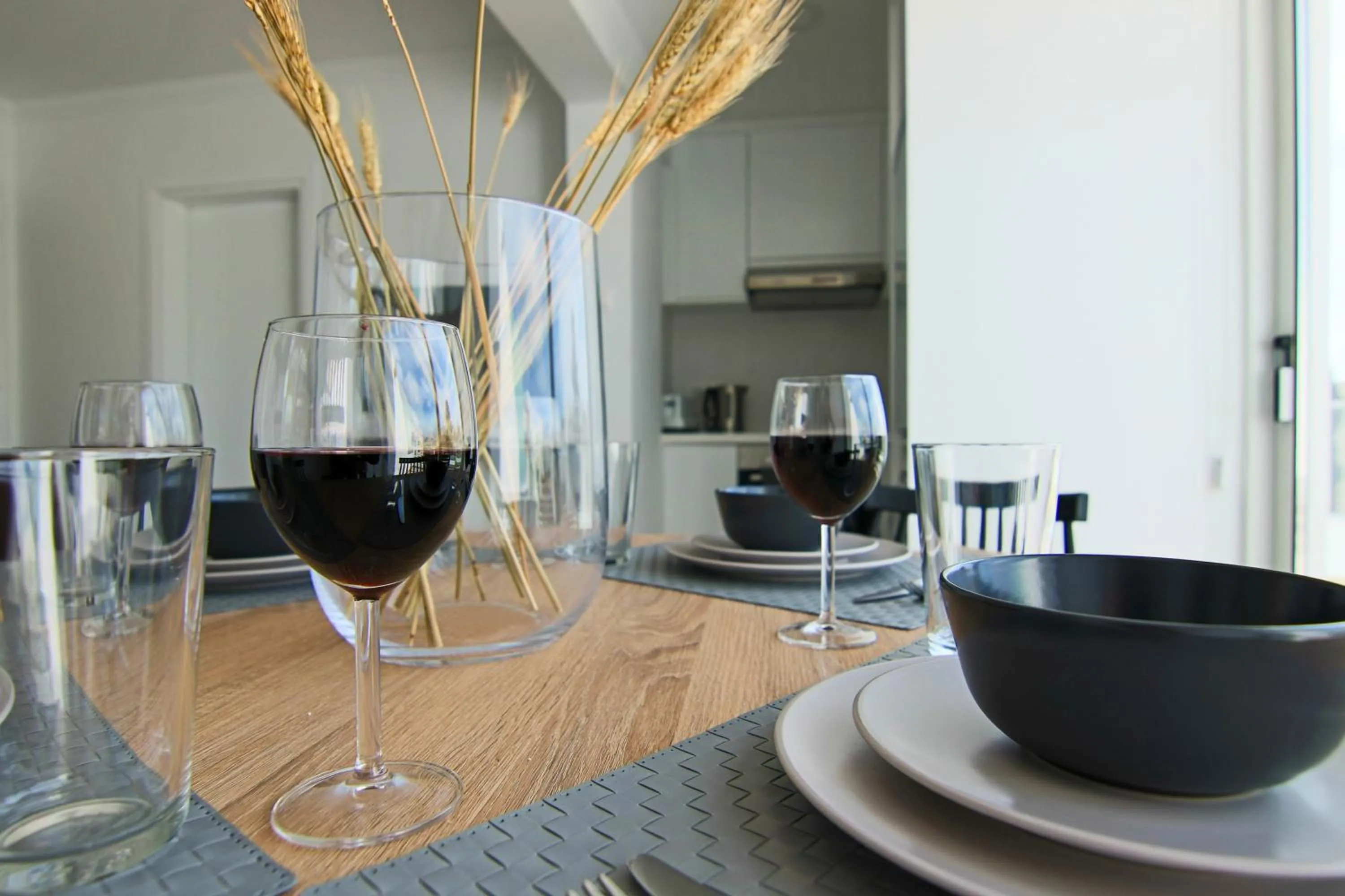 Dining area in Phaedrus Living Seaside Junior Suite Lighthouse 63