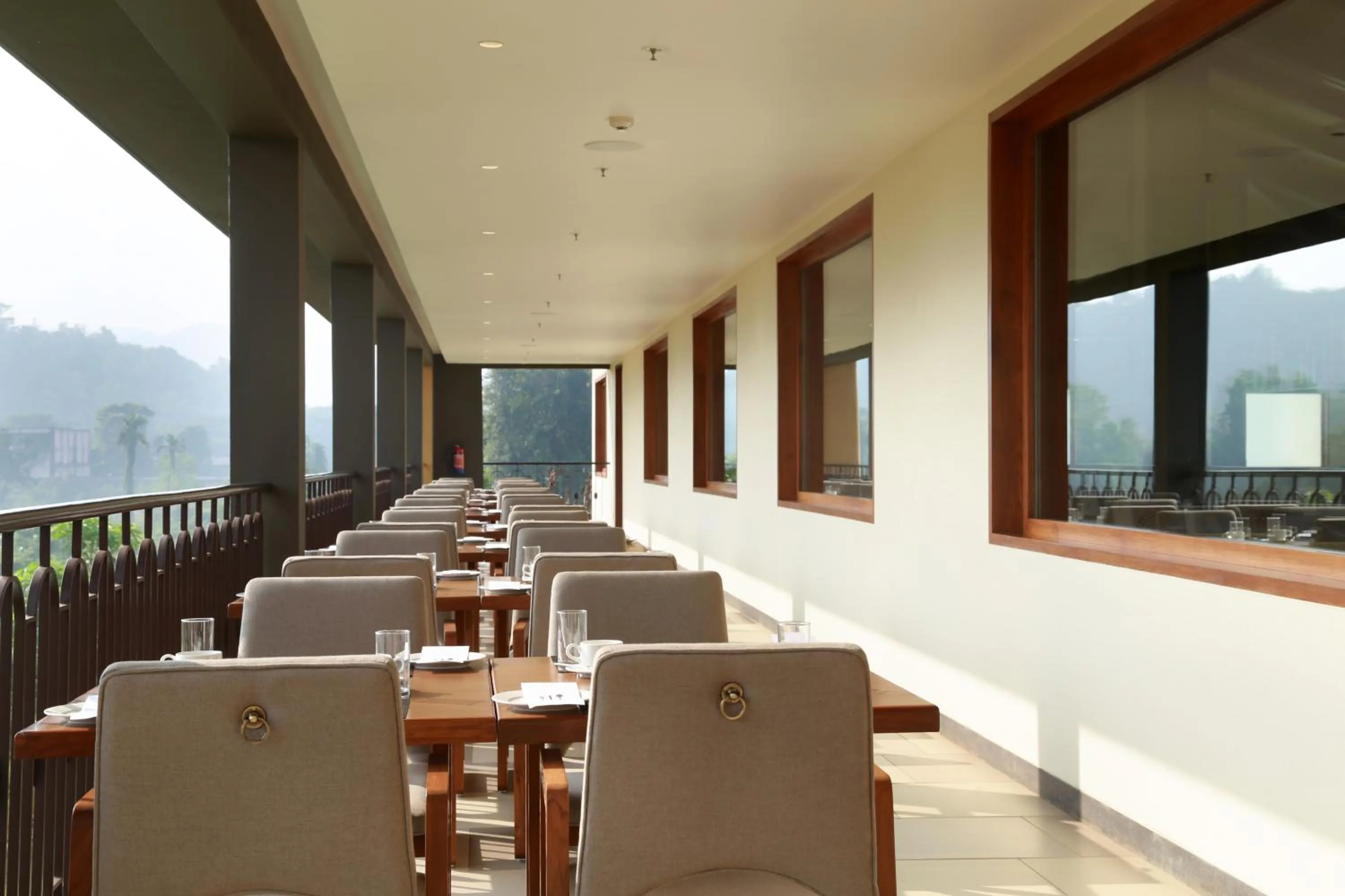 Restaurant/places to eat in Club Mahindra Assonora, Goa