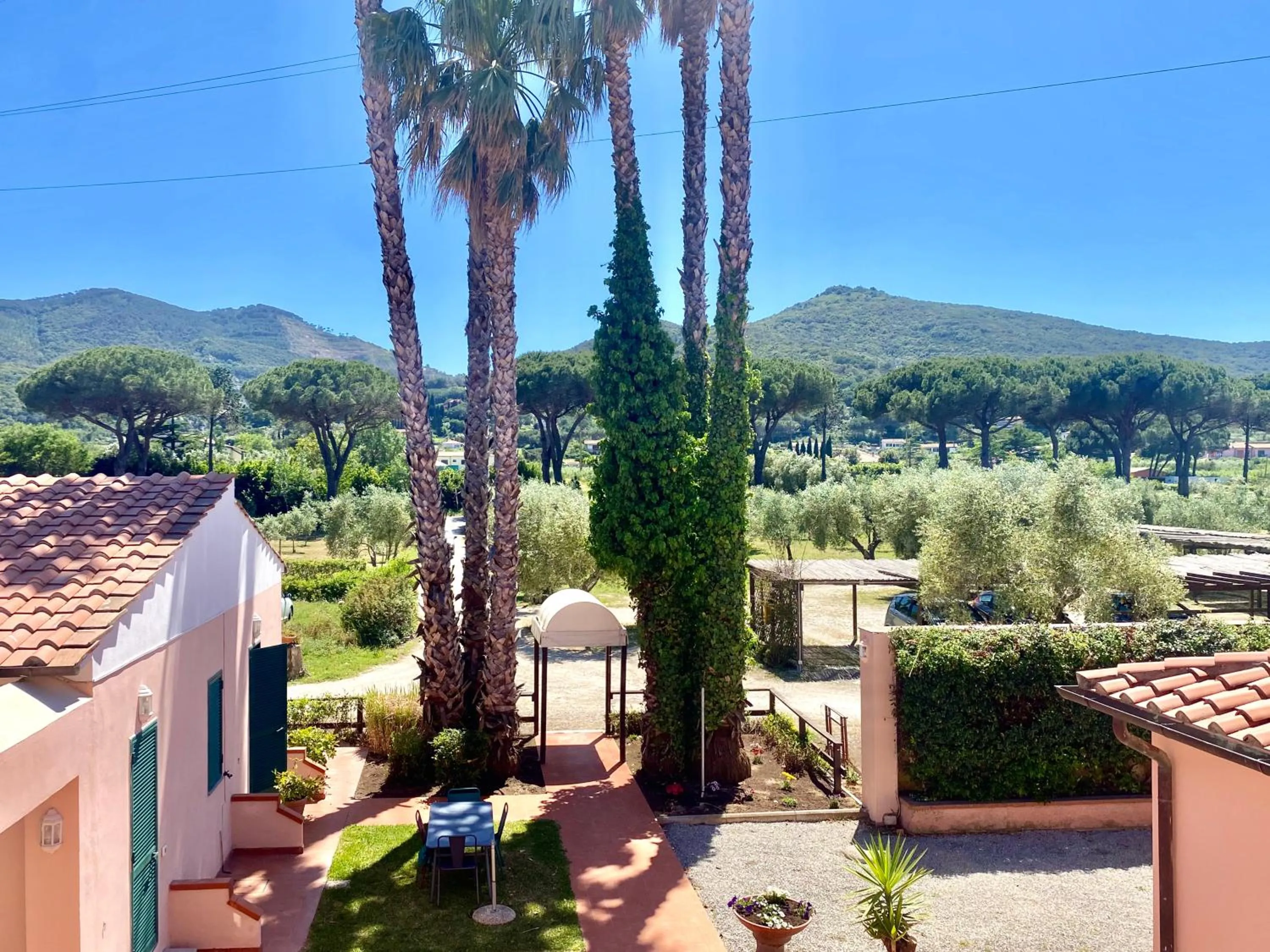 Garden in RESIDENCE TERME ISOLA D'ELBA SRL