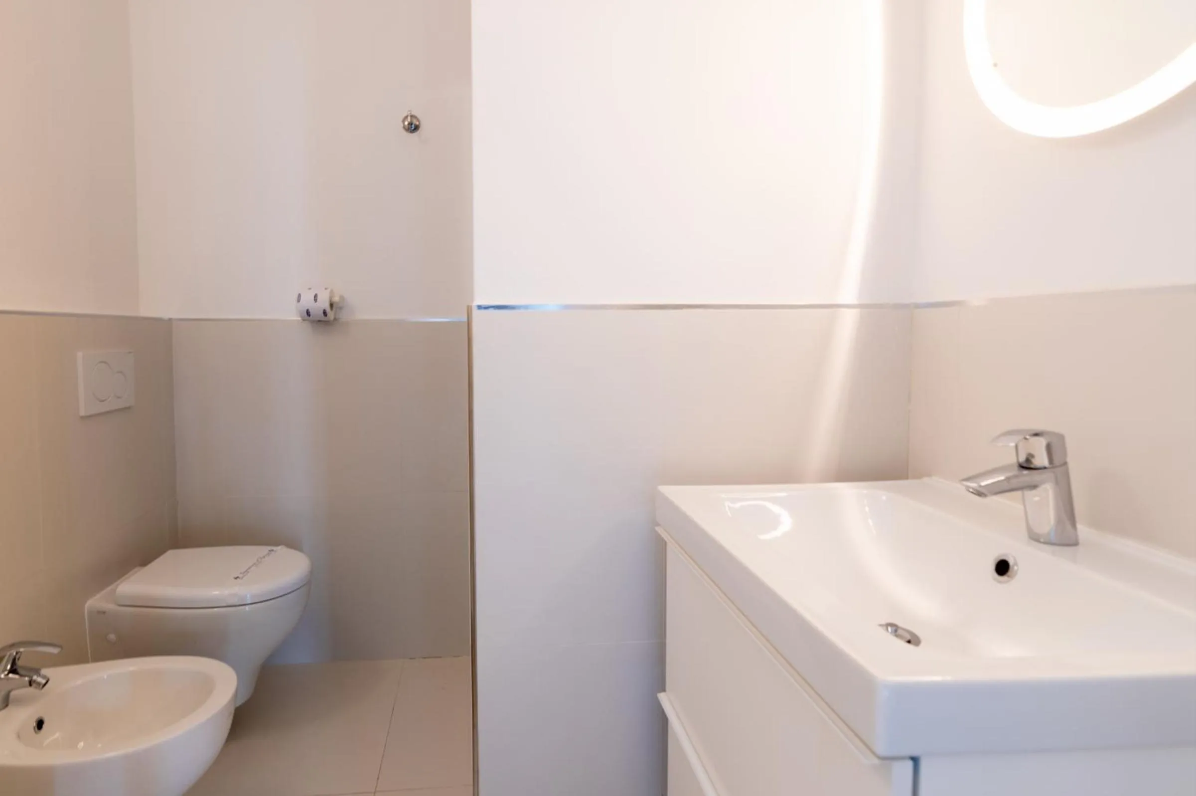 Toilet in RESIDENCE TERME ISOLA D'ELBA SRL