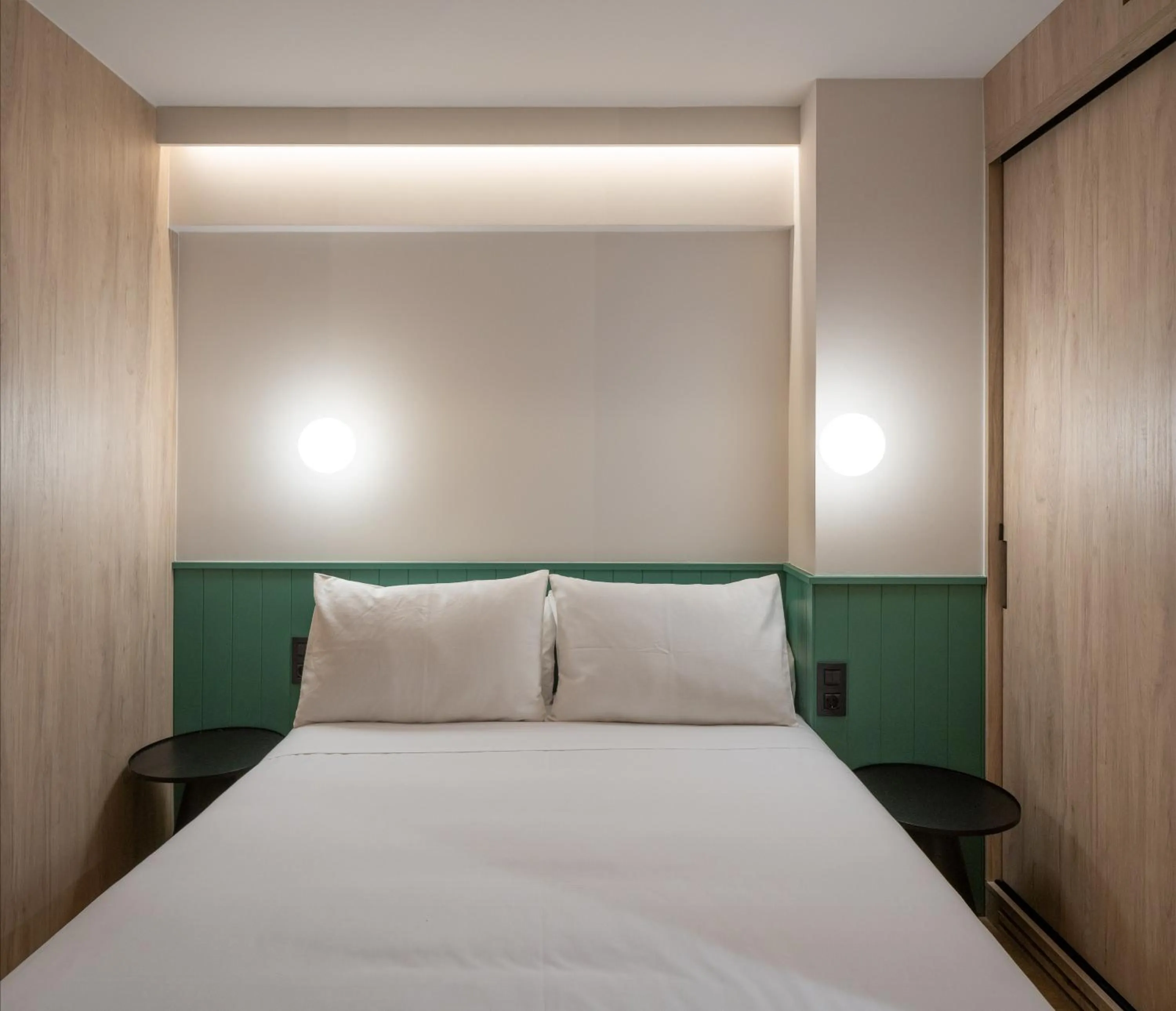 Bed in Líbere Bilbao Museo