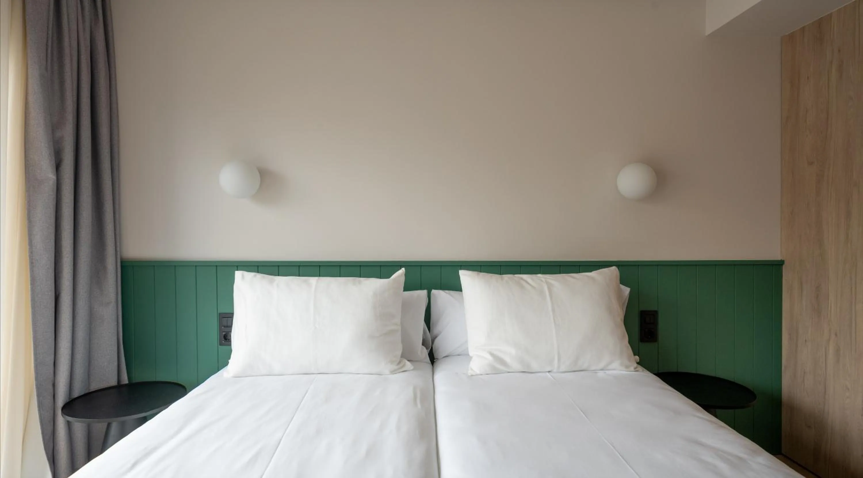 Bed in Líbere Bilbao Museo