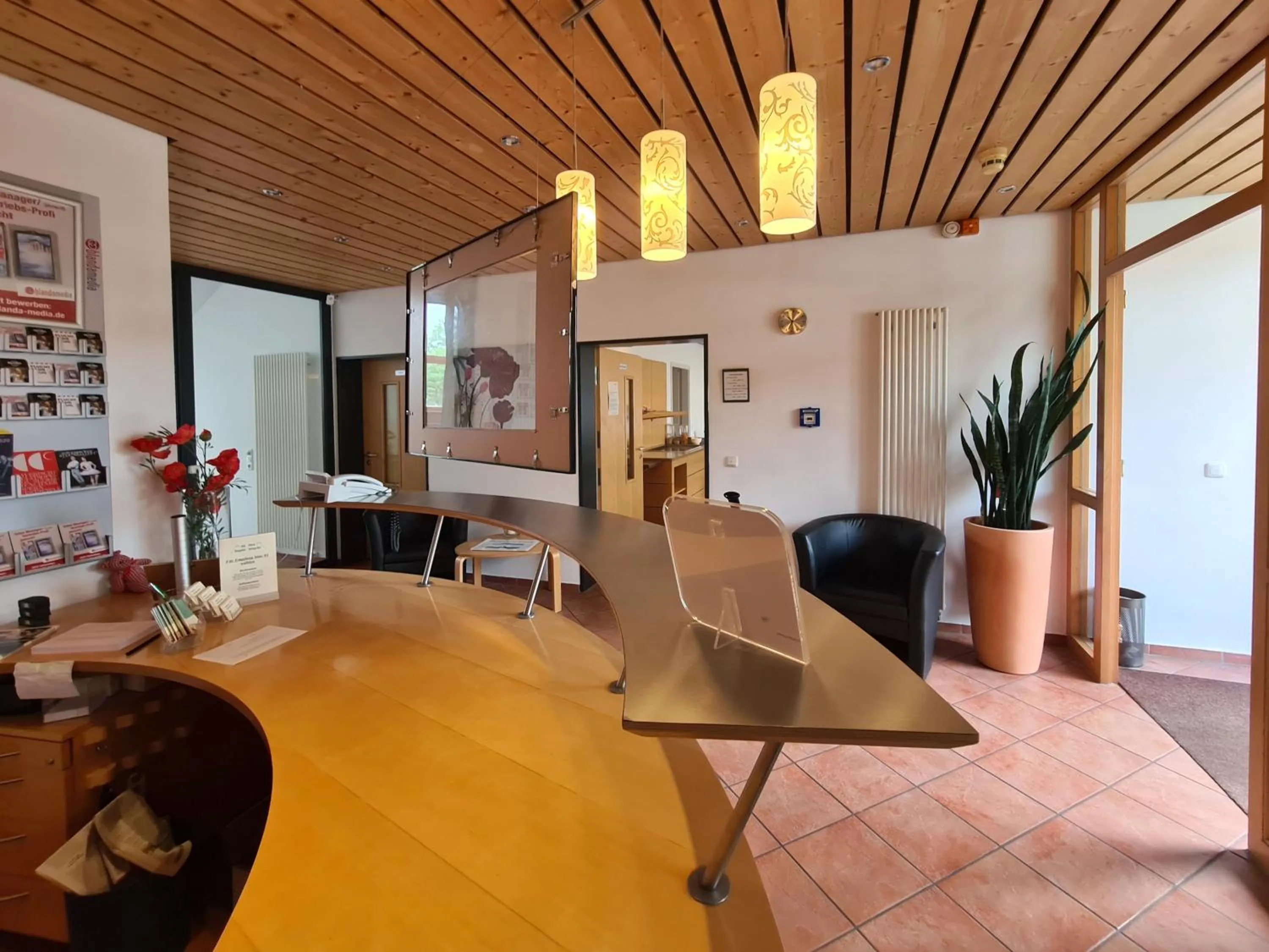 Lobby or reception in Hotel am Hachinger Bach by Blattl