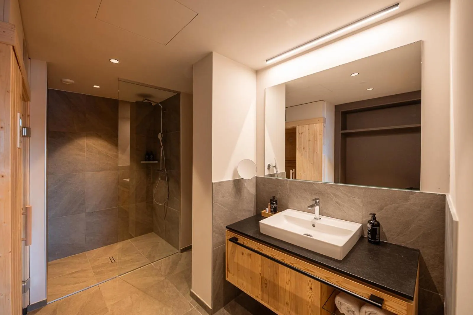 Bathroom in ADEA Lifestyle Suites Fieberbrunn