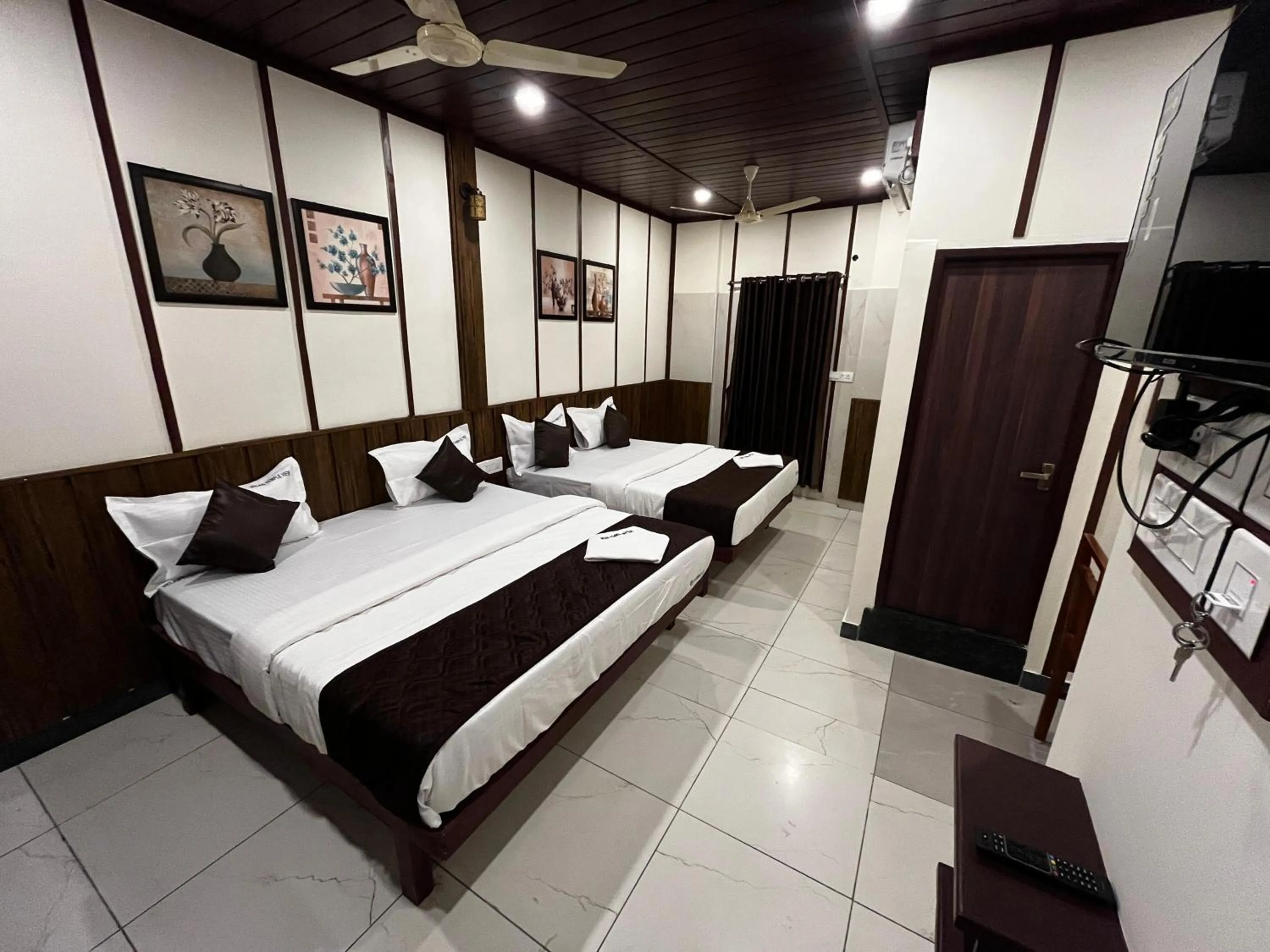 Bed in Velan Temple View