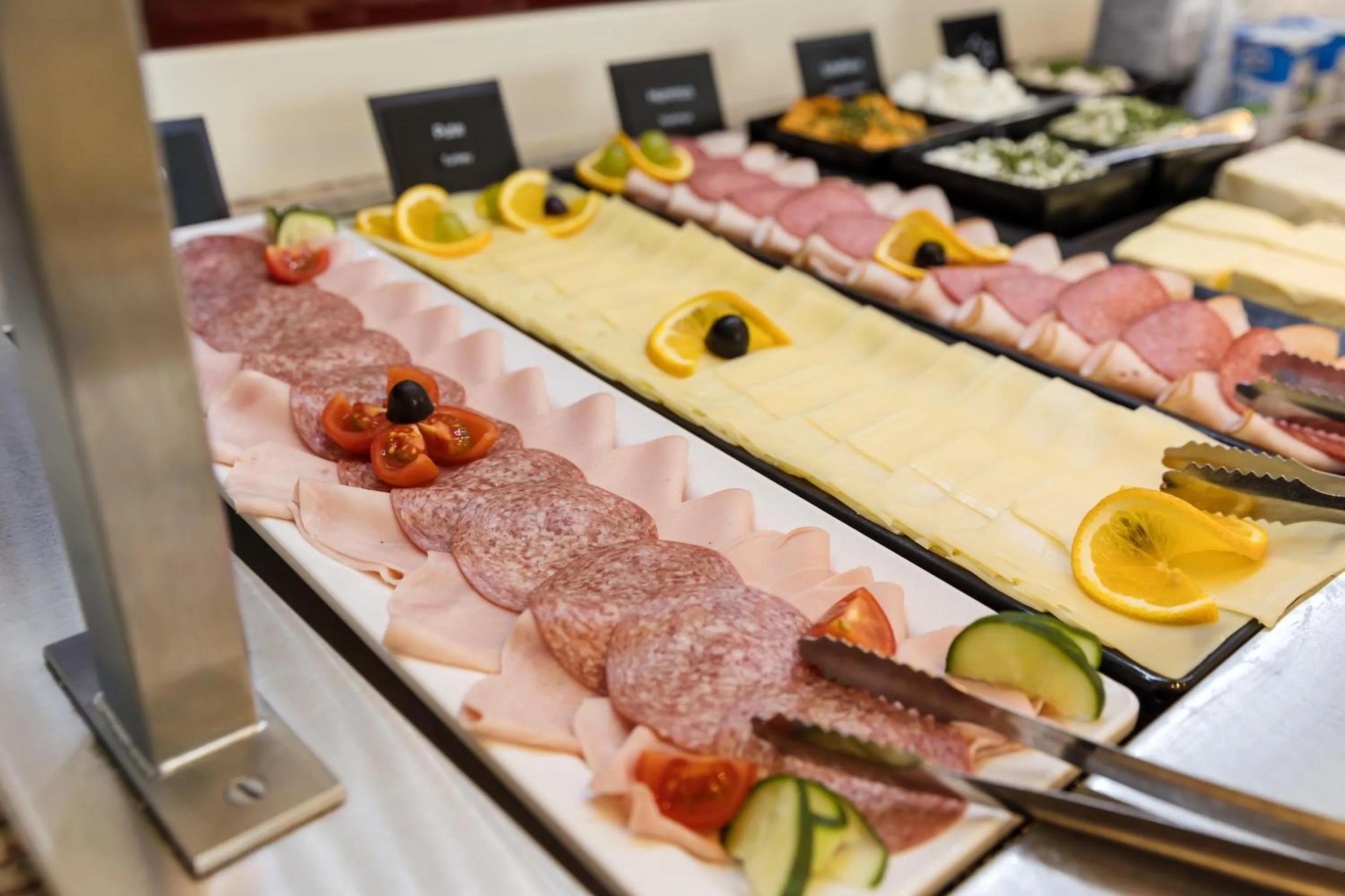 Restaurant/places to eat in Austria Trend Hotel Salzburg Messe