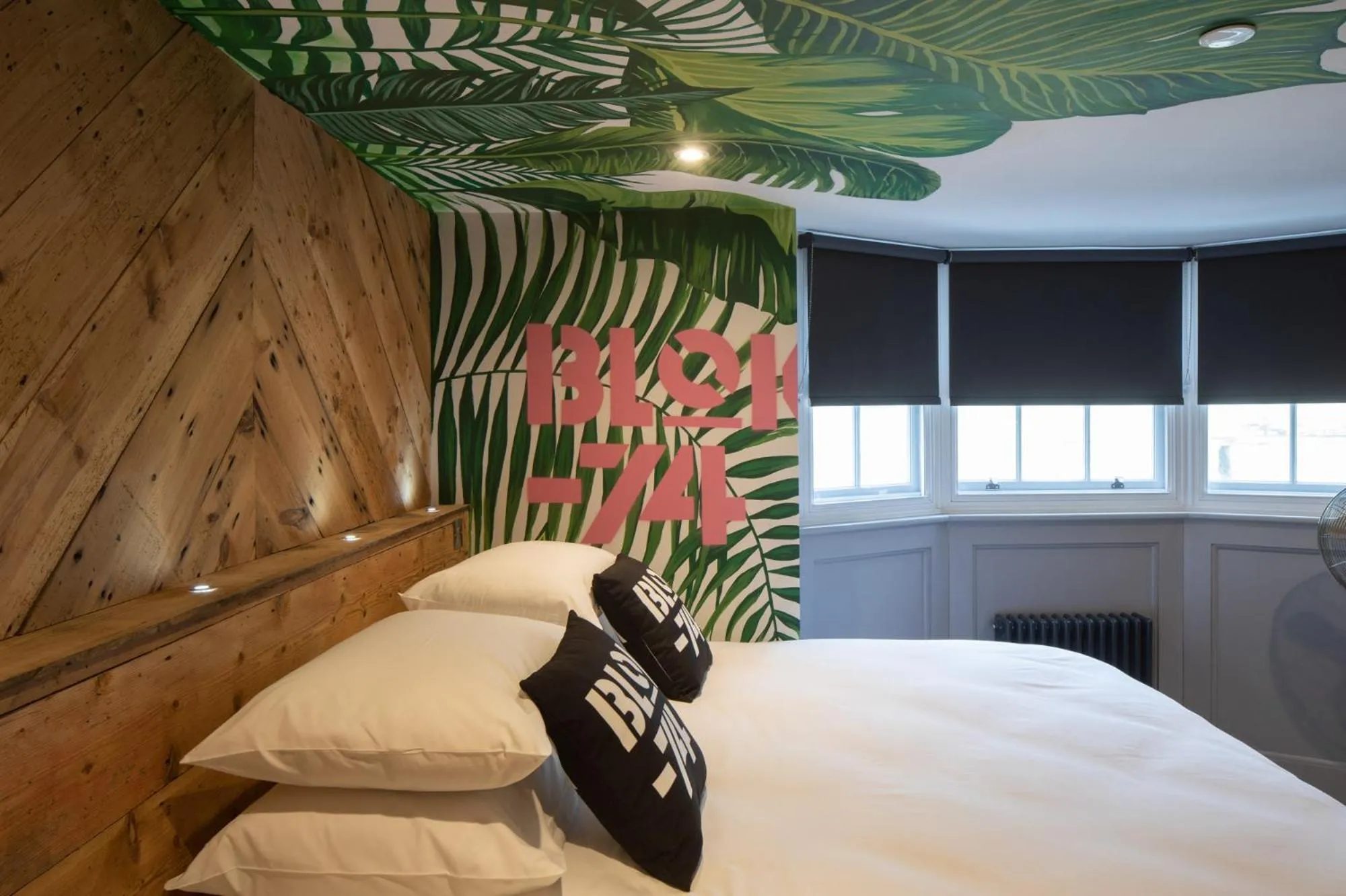 Bedroom, Bed in Blok-74