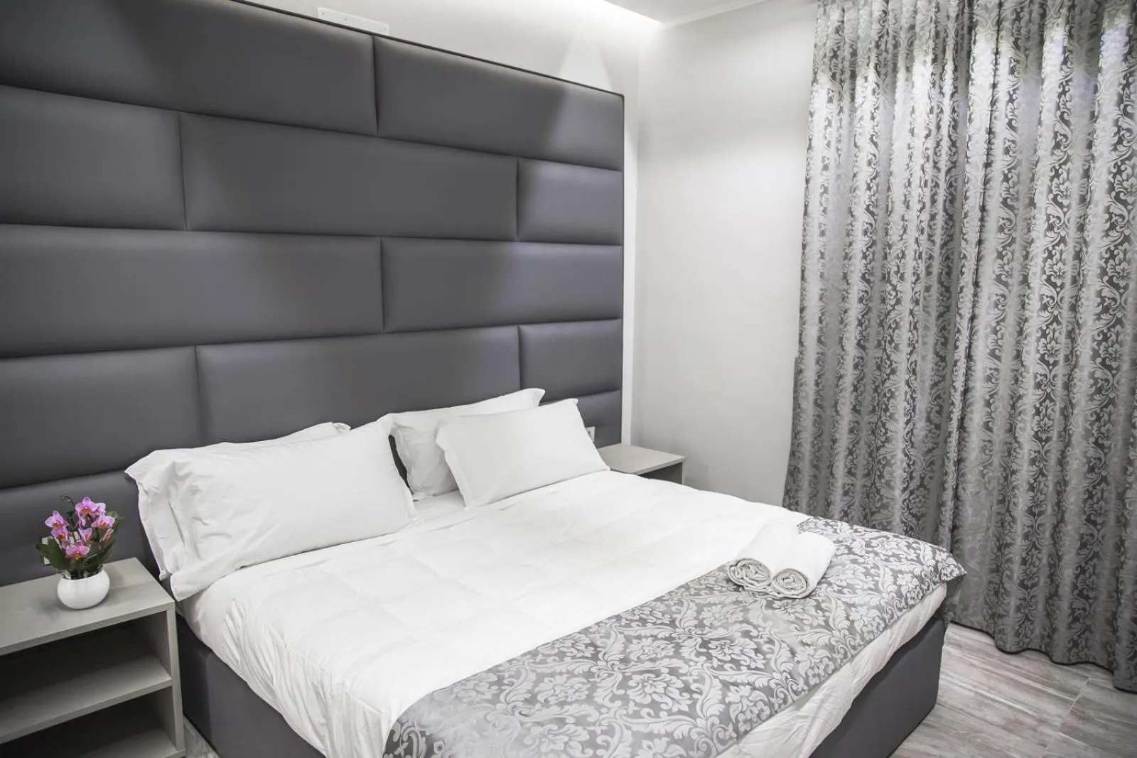 Bed in Correnti Boutique Hotel