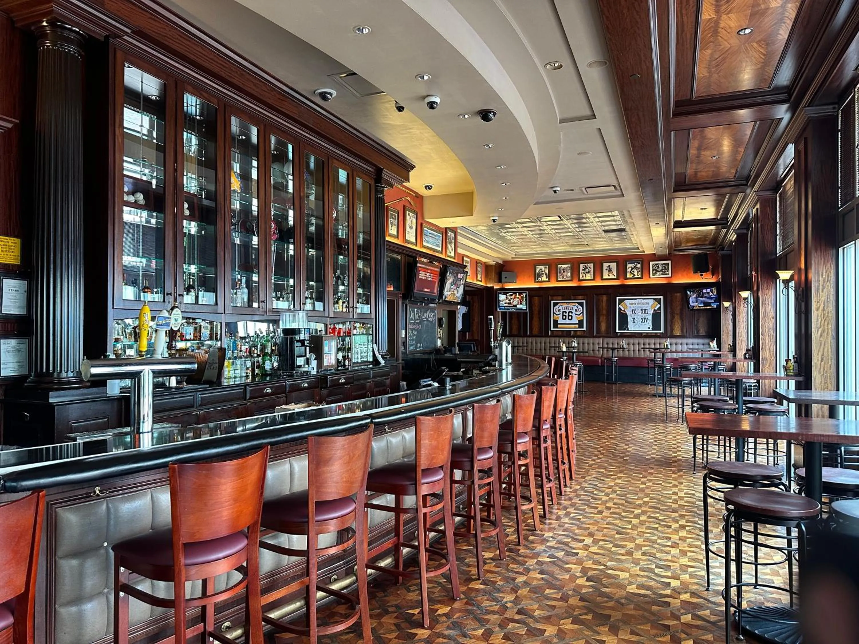 Lounge or bar in Mountaineer Casino Resort