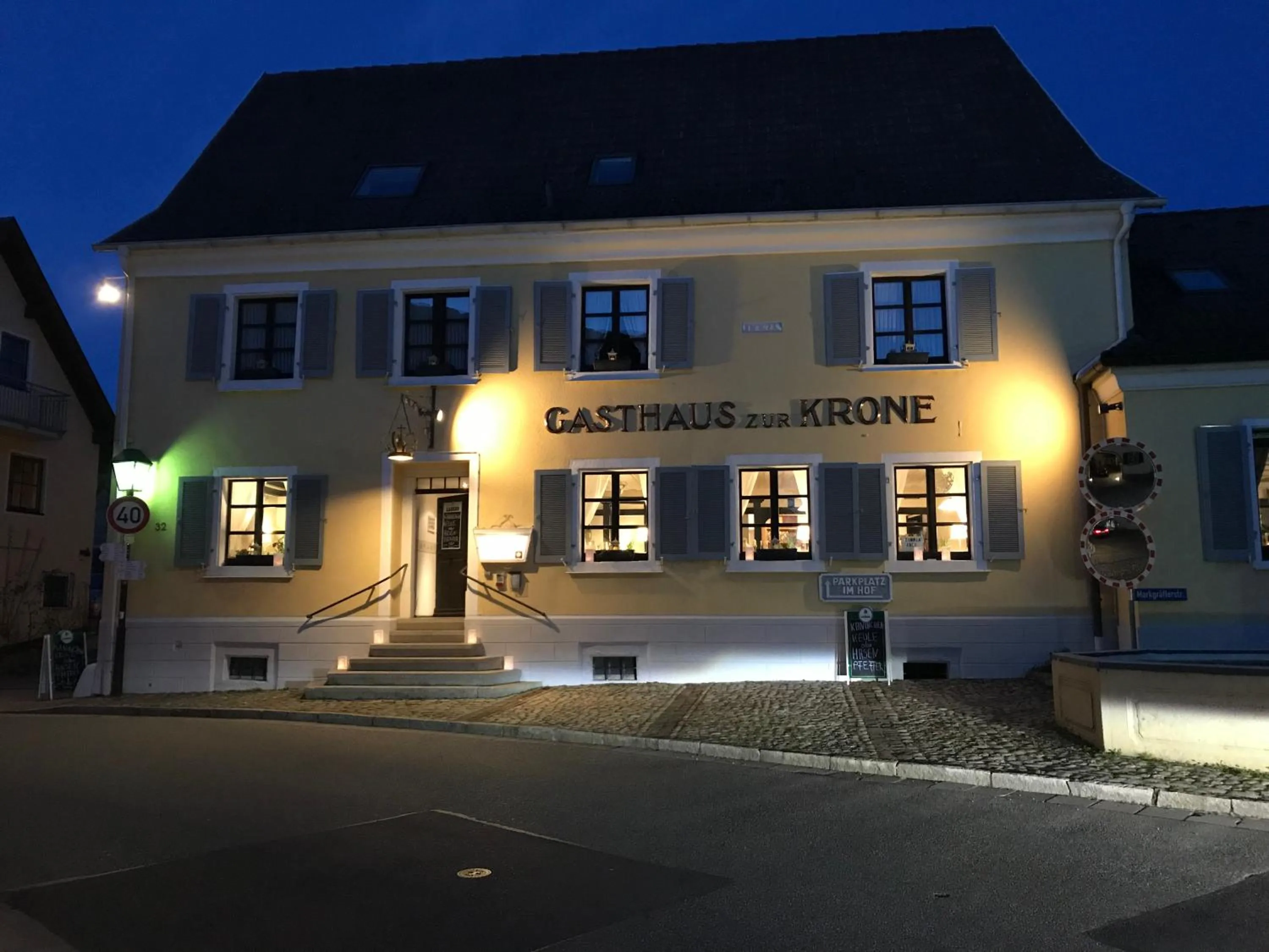 Facade/entrance, Property Building in Krone Britzingen