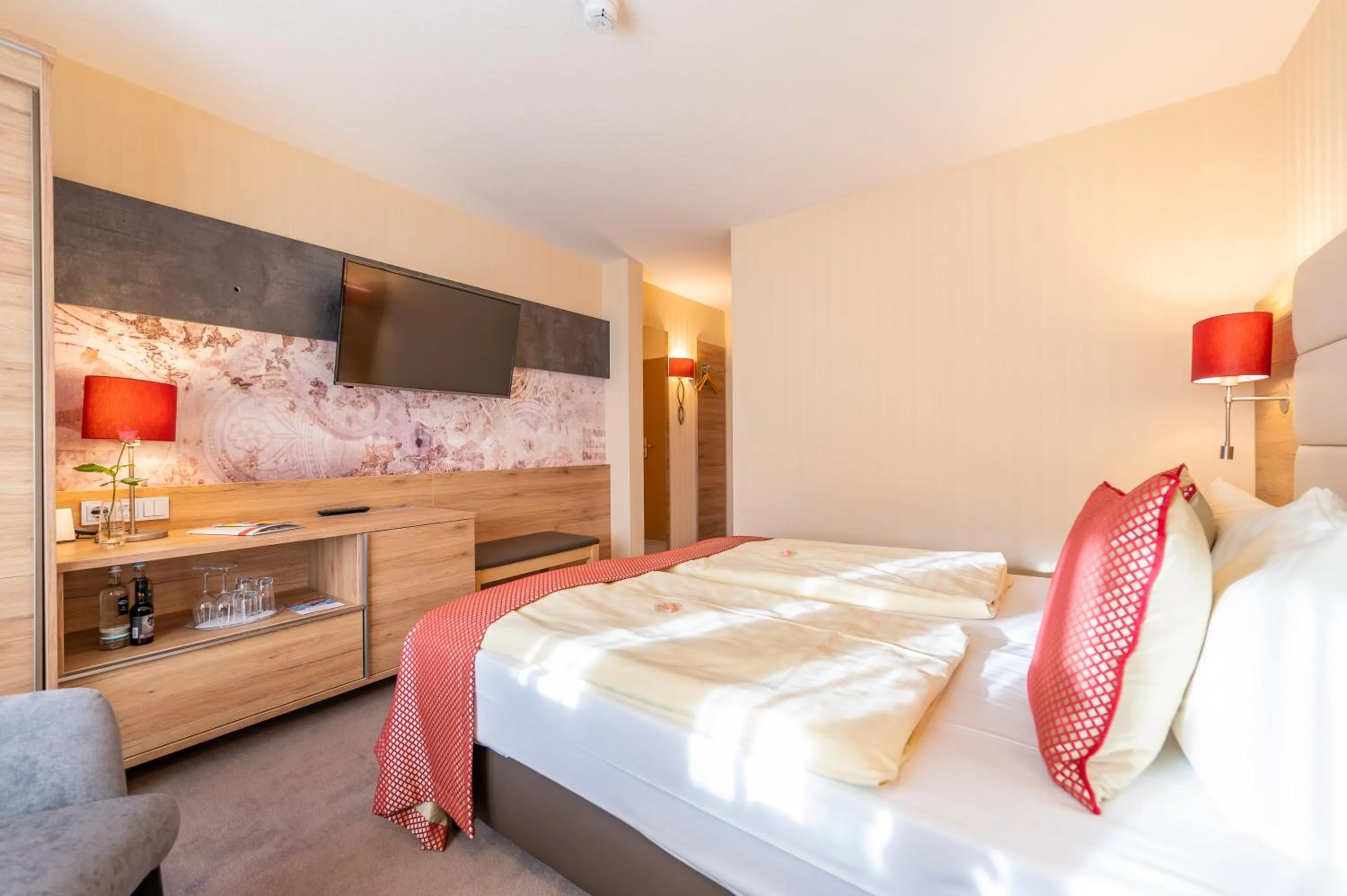 Photo of the whole room, Bed in Centralhotel Binz