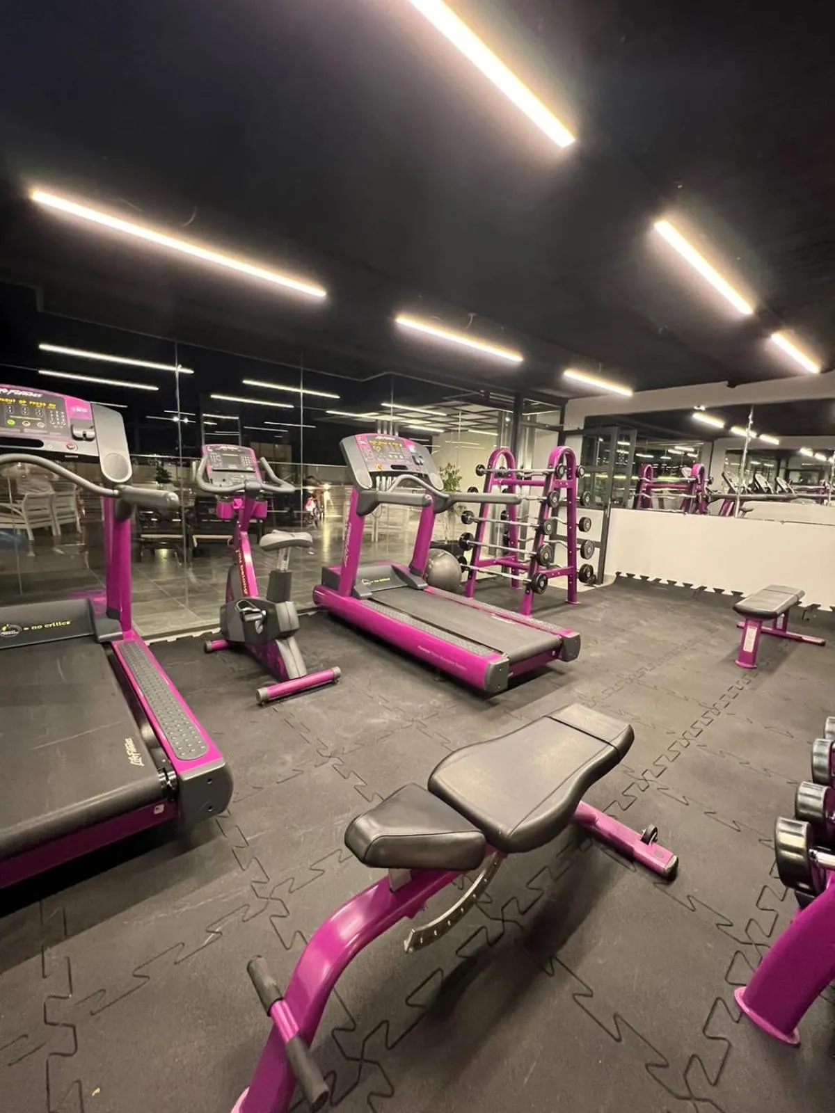 Fitness centre/facilities in Twins Boutique Hotel