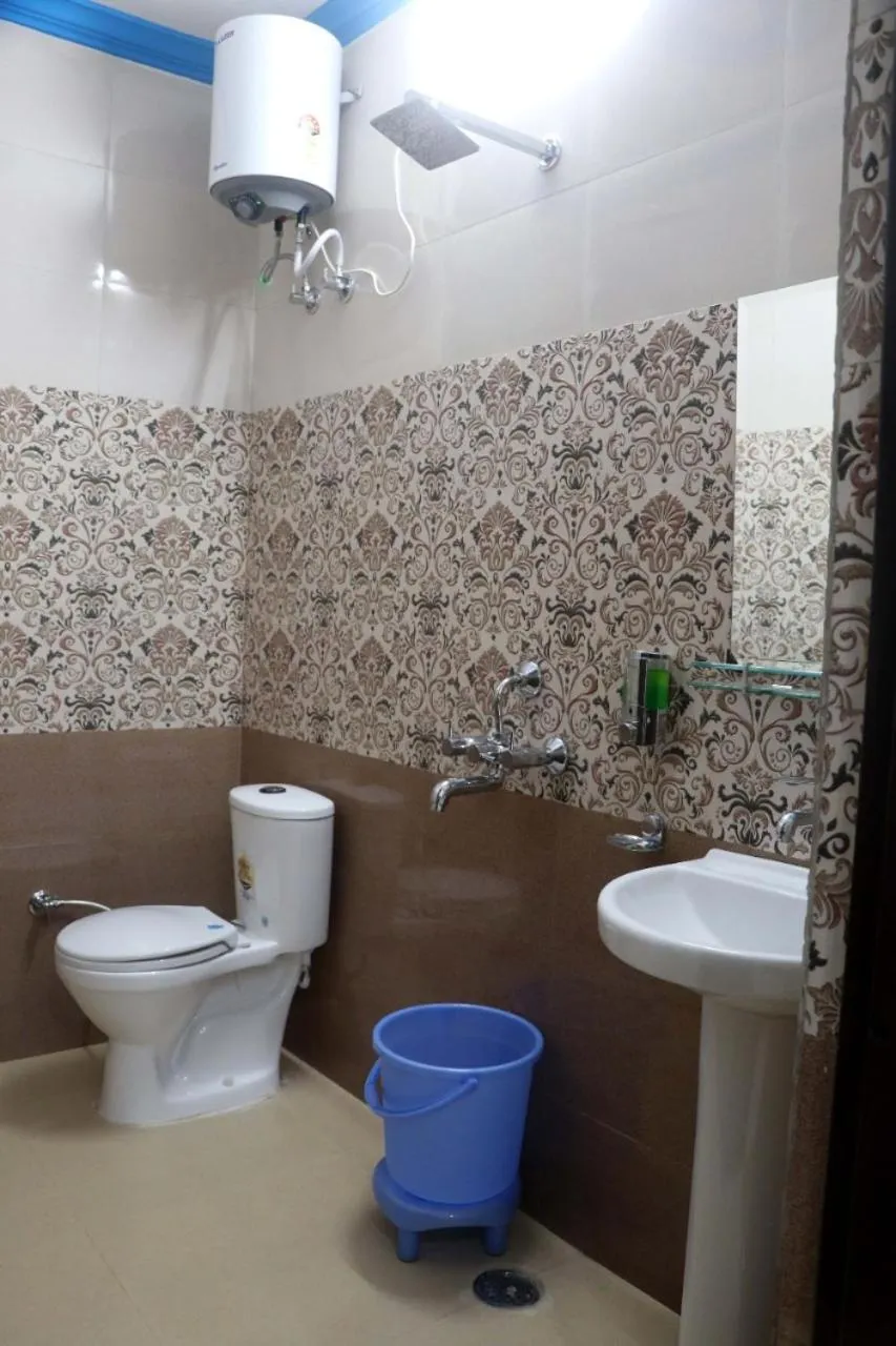 Bathroom in Krishna Dreams