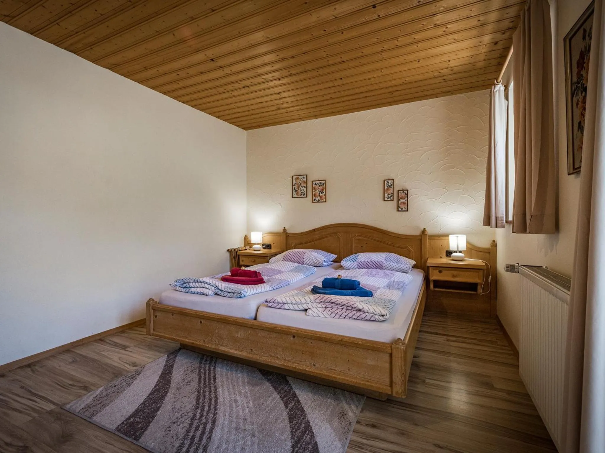 Bed in Hotel- Pension Oechsner