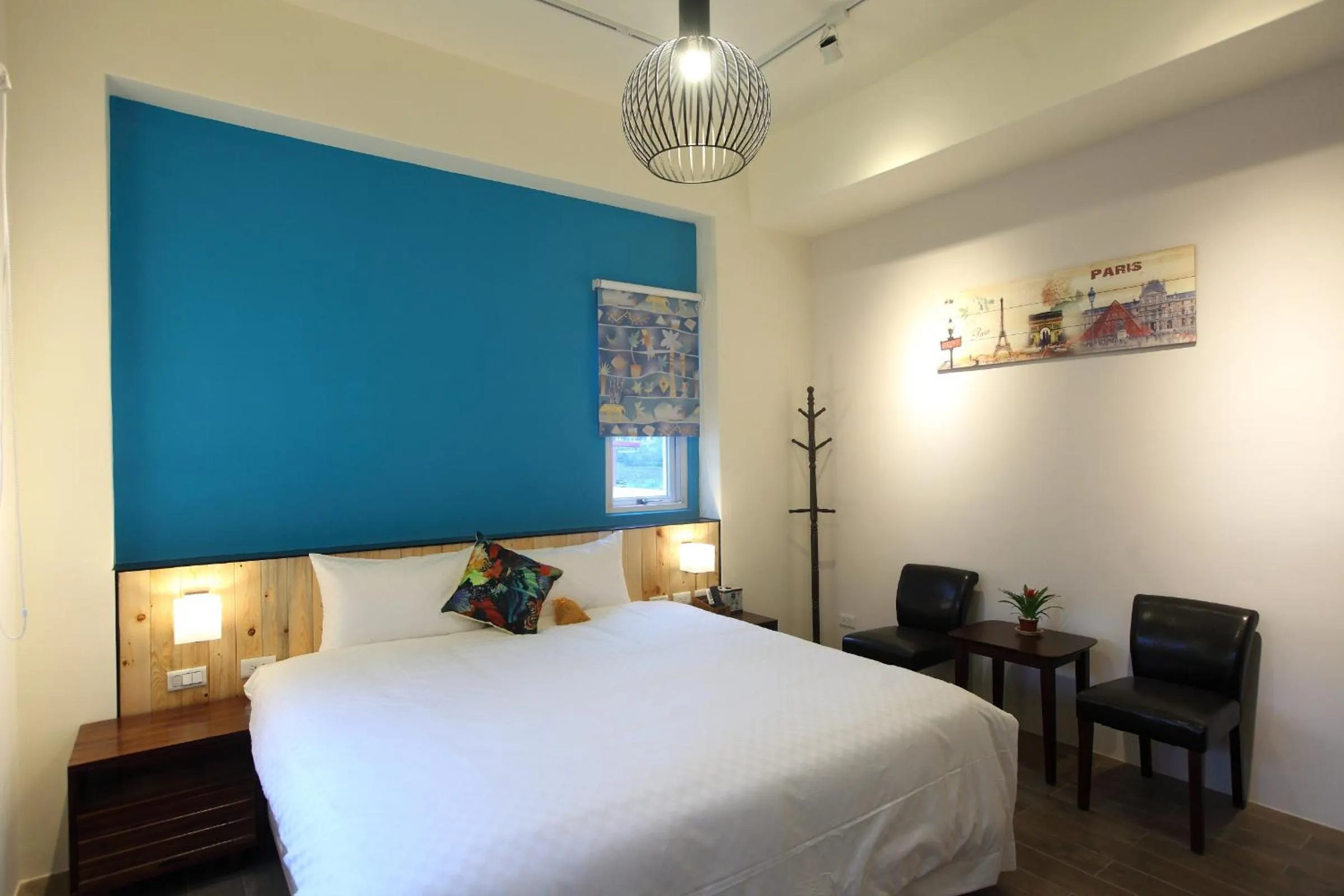 Bed in 坡岸長堤民宿 Leveeside House I 花蓮車站民宿 I 民宿證號1747 & 1748