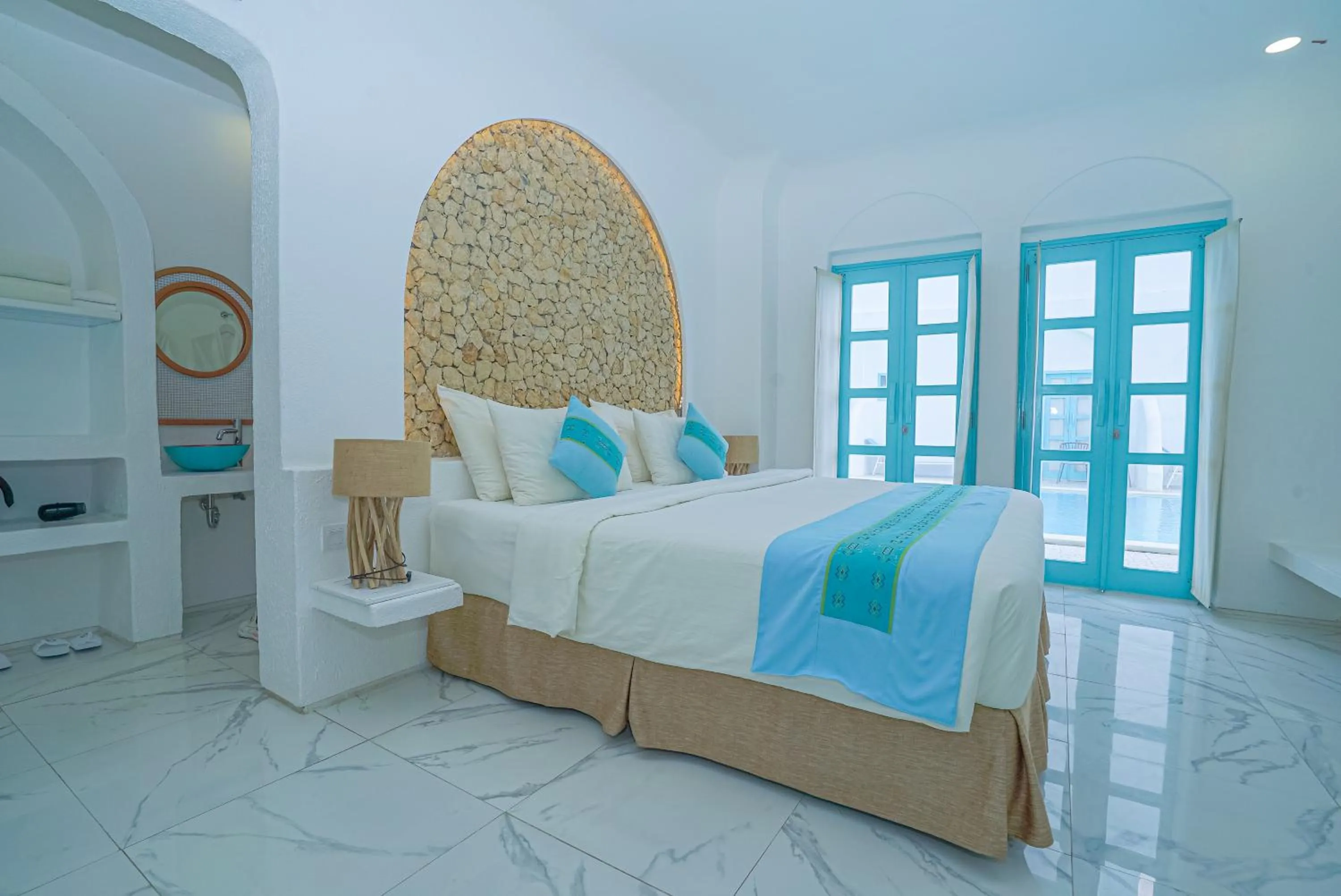 Bedroom, Bed in Loccal Collection Hotel Komodo