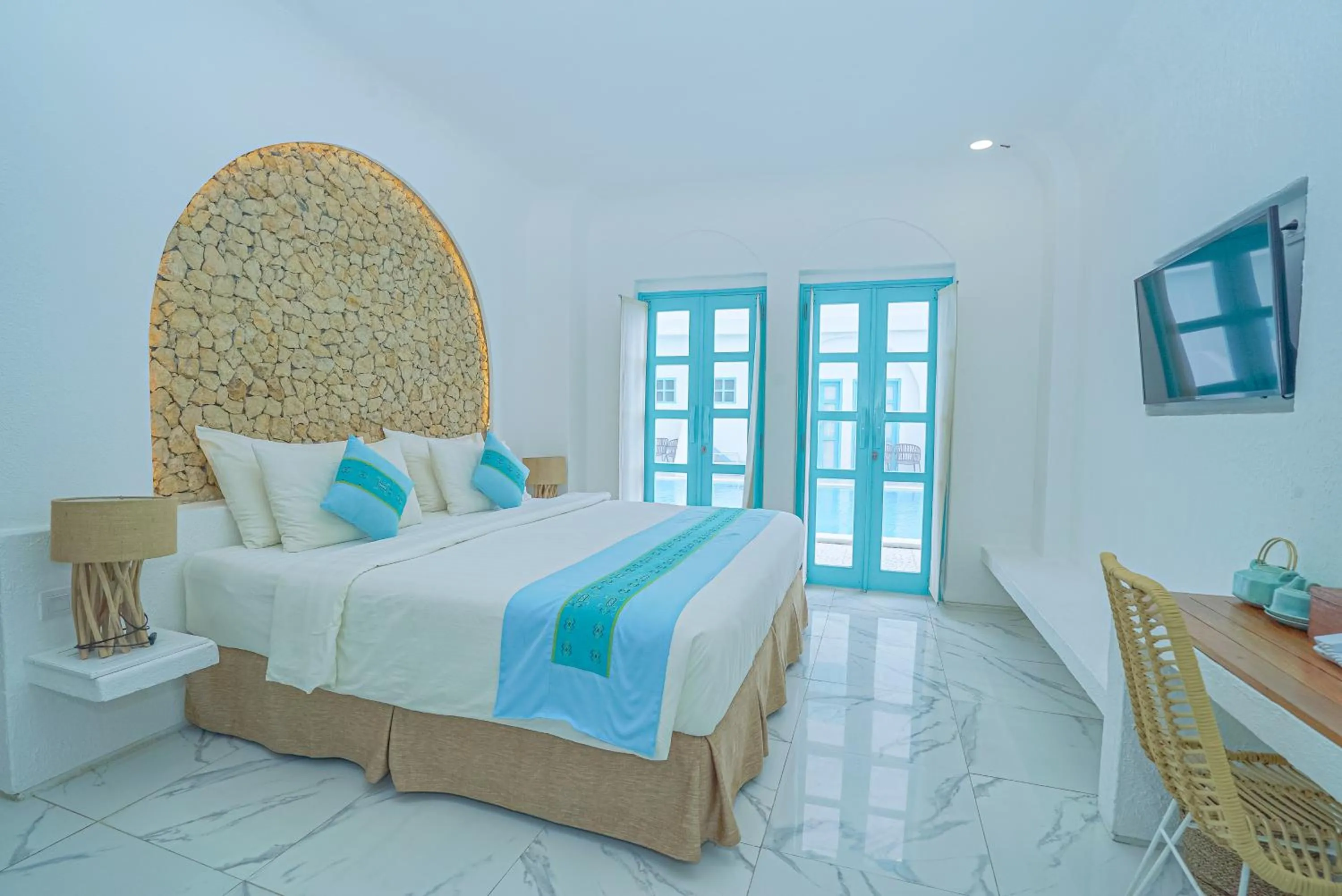 Bedroom, Bed in Loccal Collection Hotel Komodo