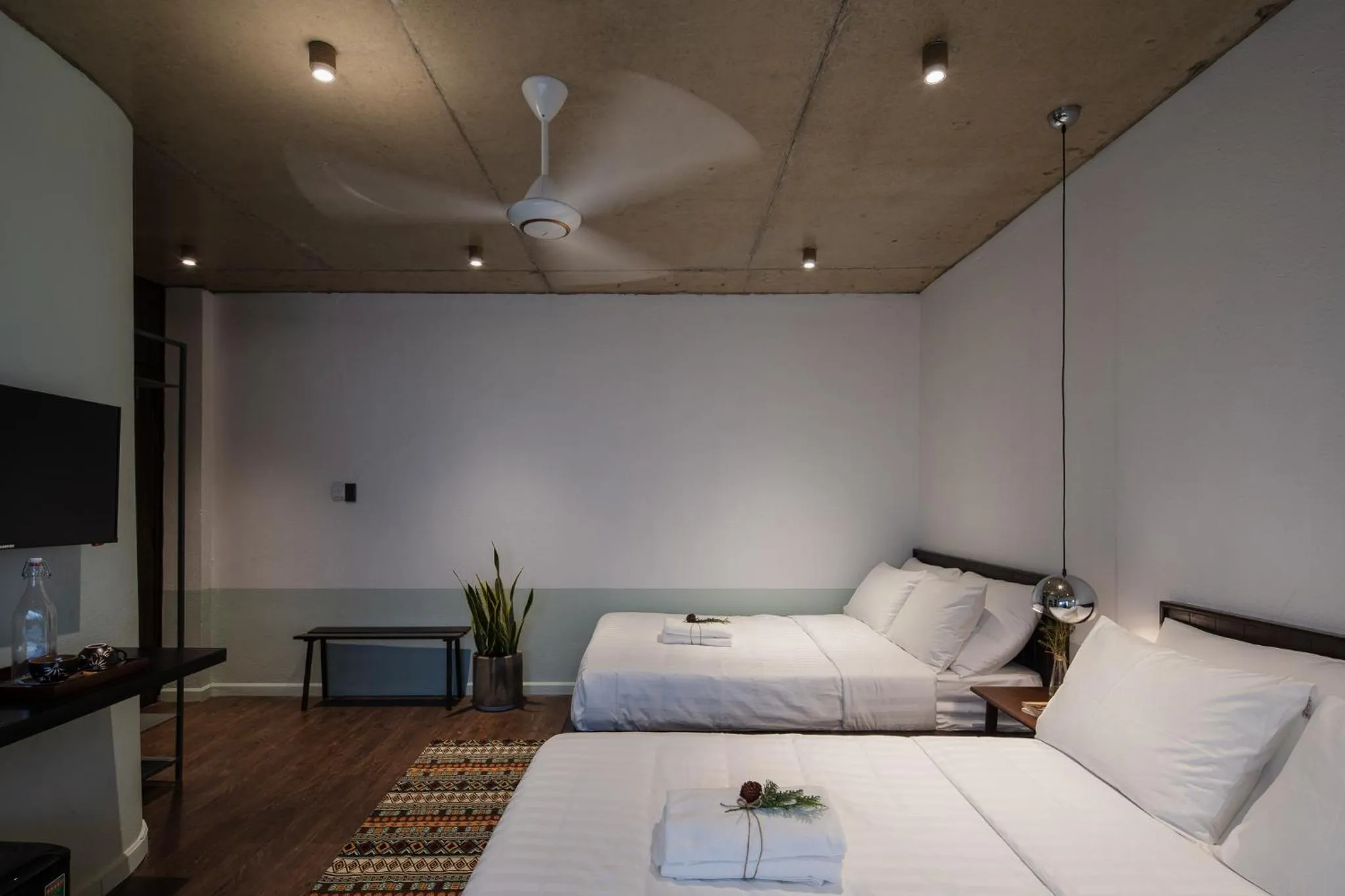 Bed in The Note Dalat