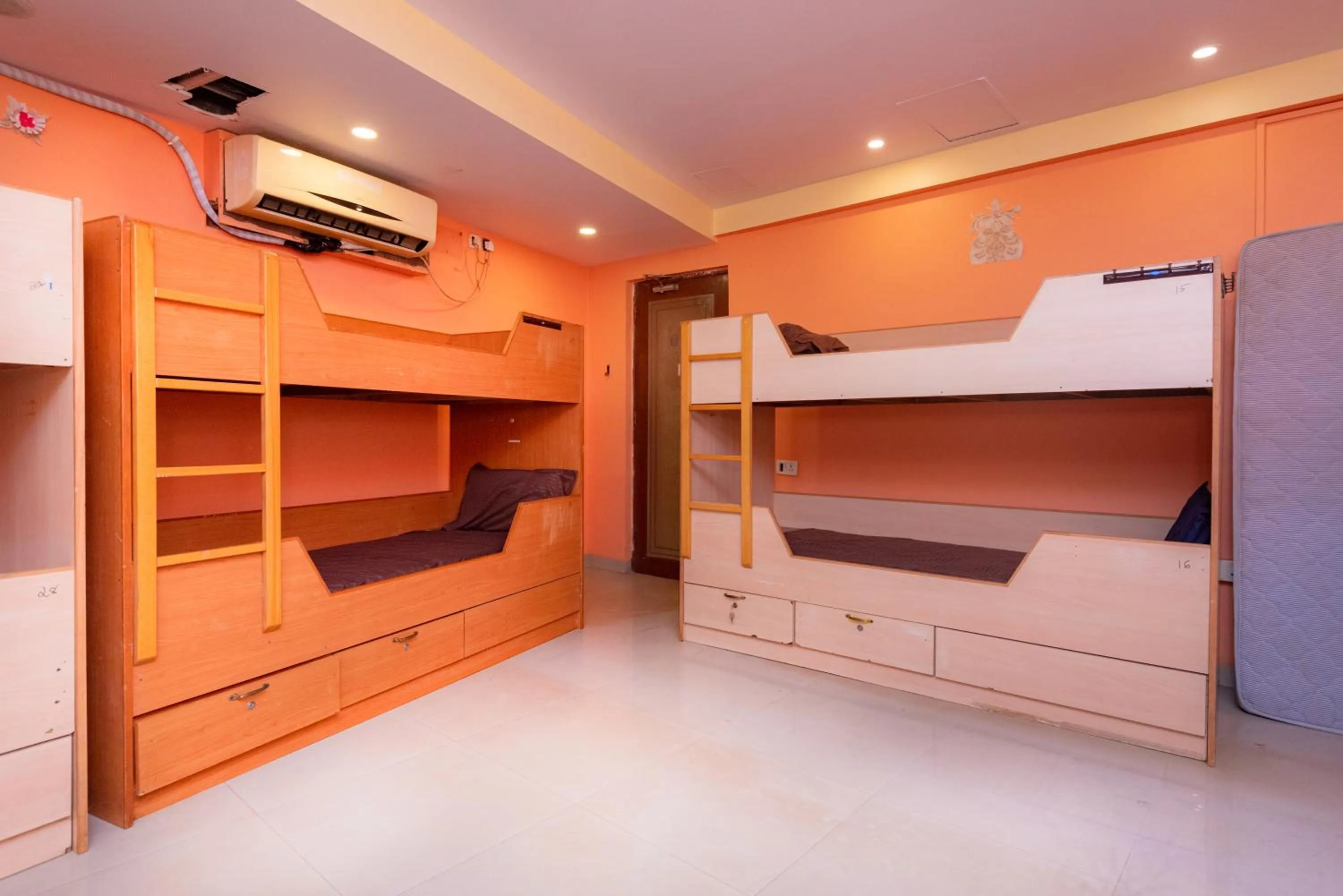 Bedroom, Bed in HOTEL AVISHA Residency
