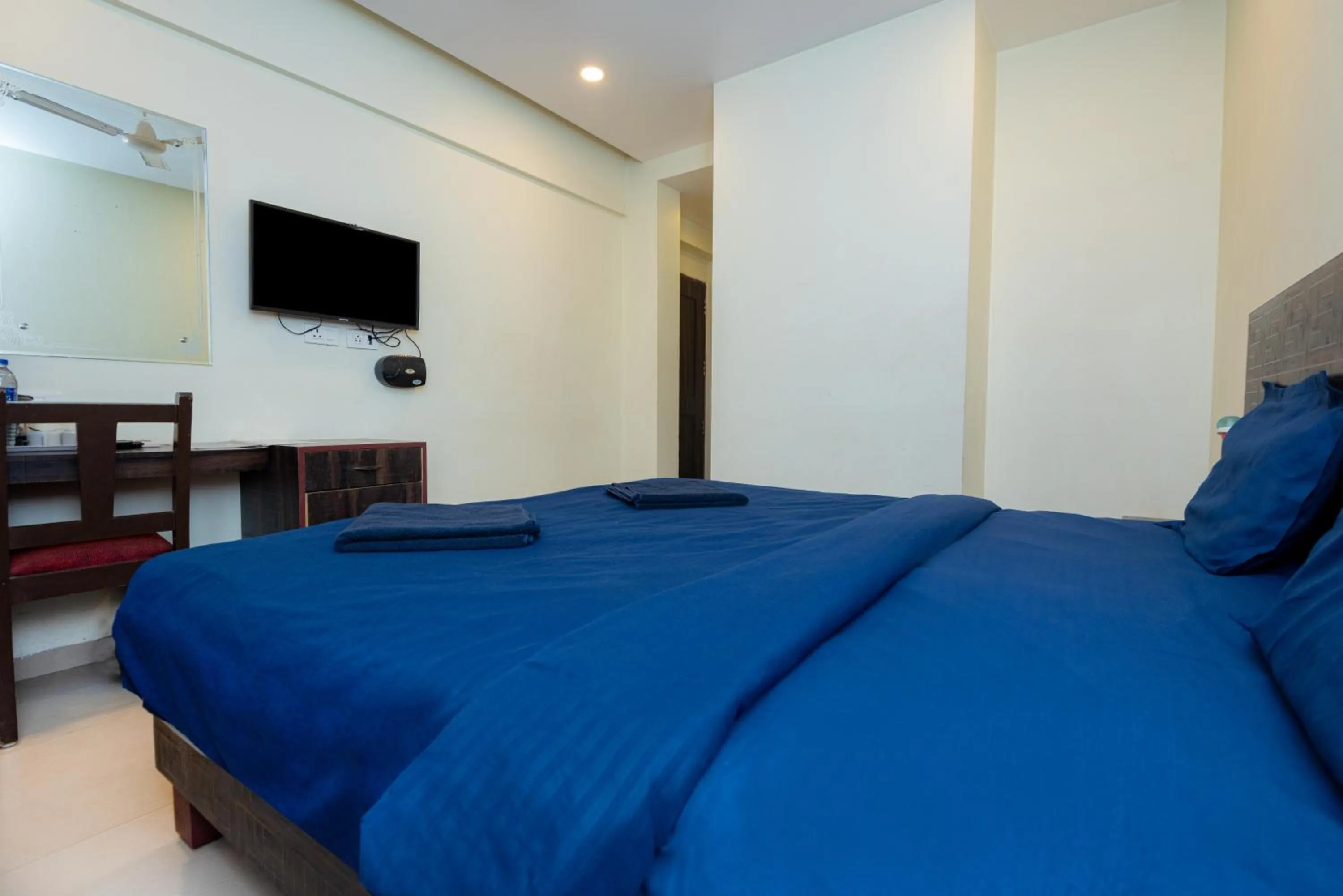 Bed in HOTEL AVISHA Residency