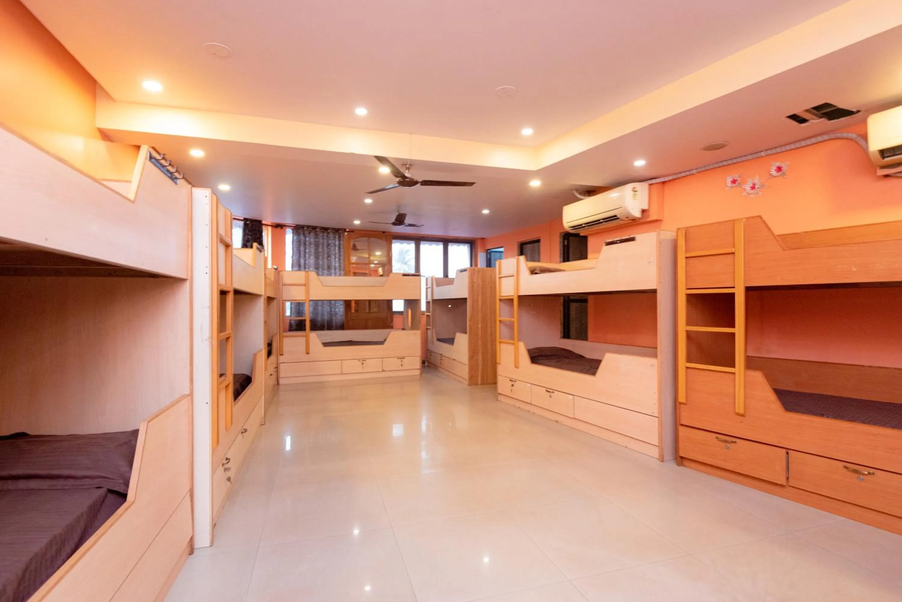 Bedroom in HOTEL AVISHA Residency