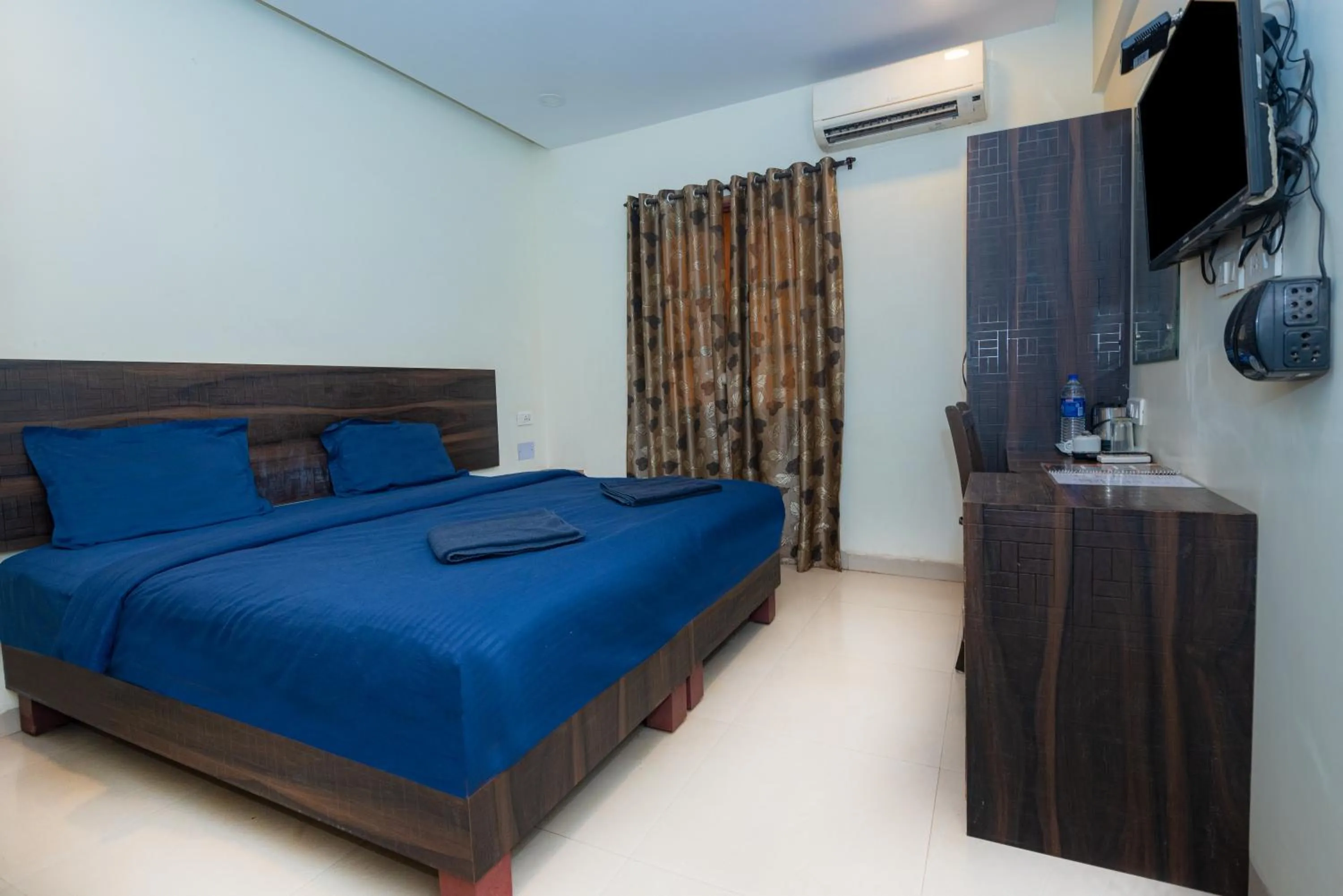 Bed in HOTEL AVISHA Residency