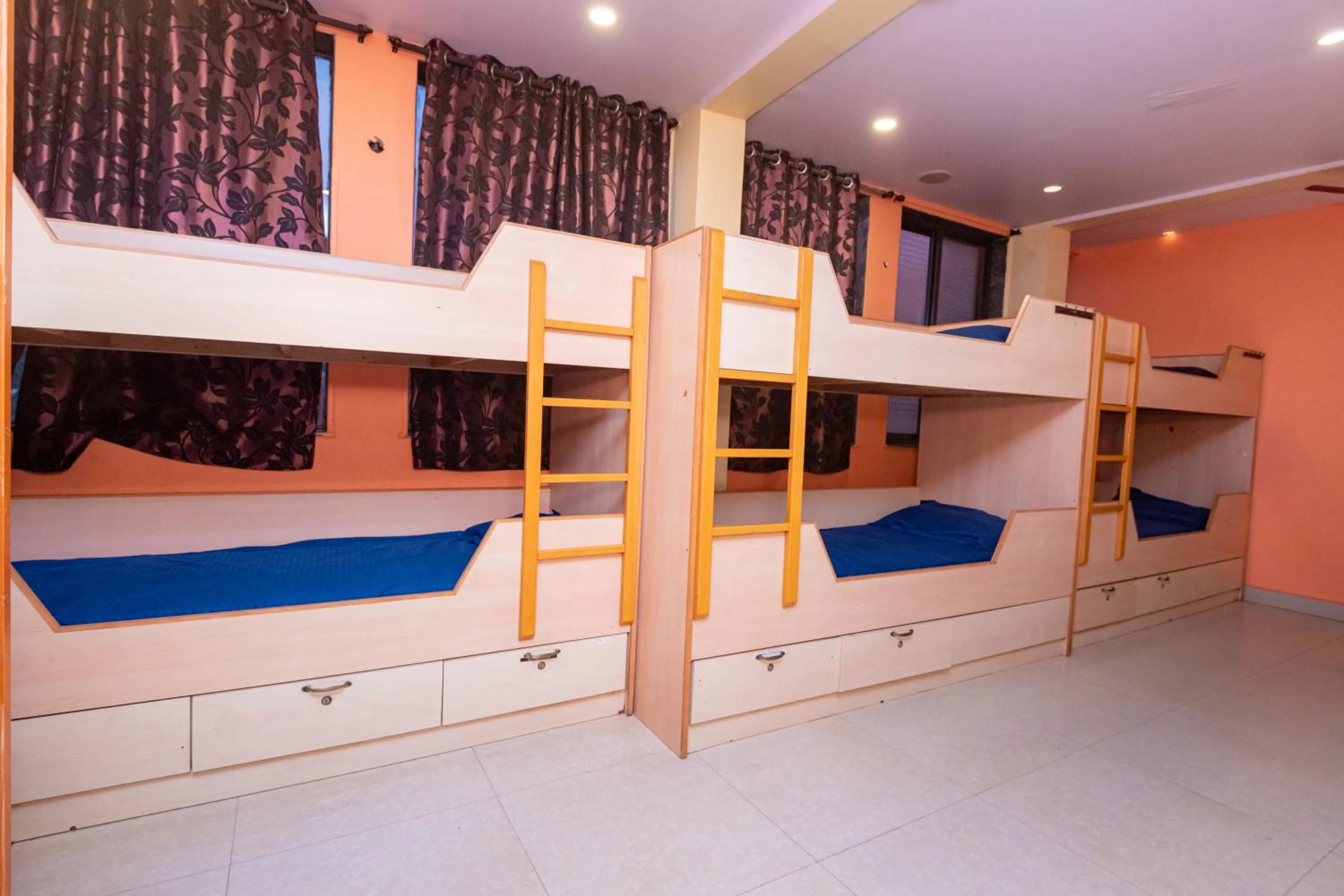 Bed in HOTEL AVISHA Residency