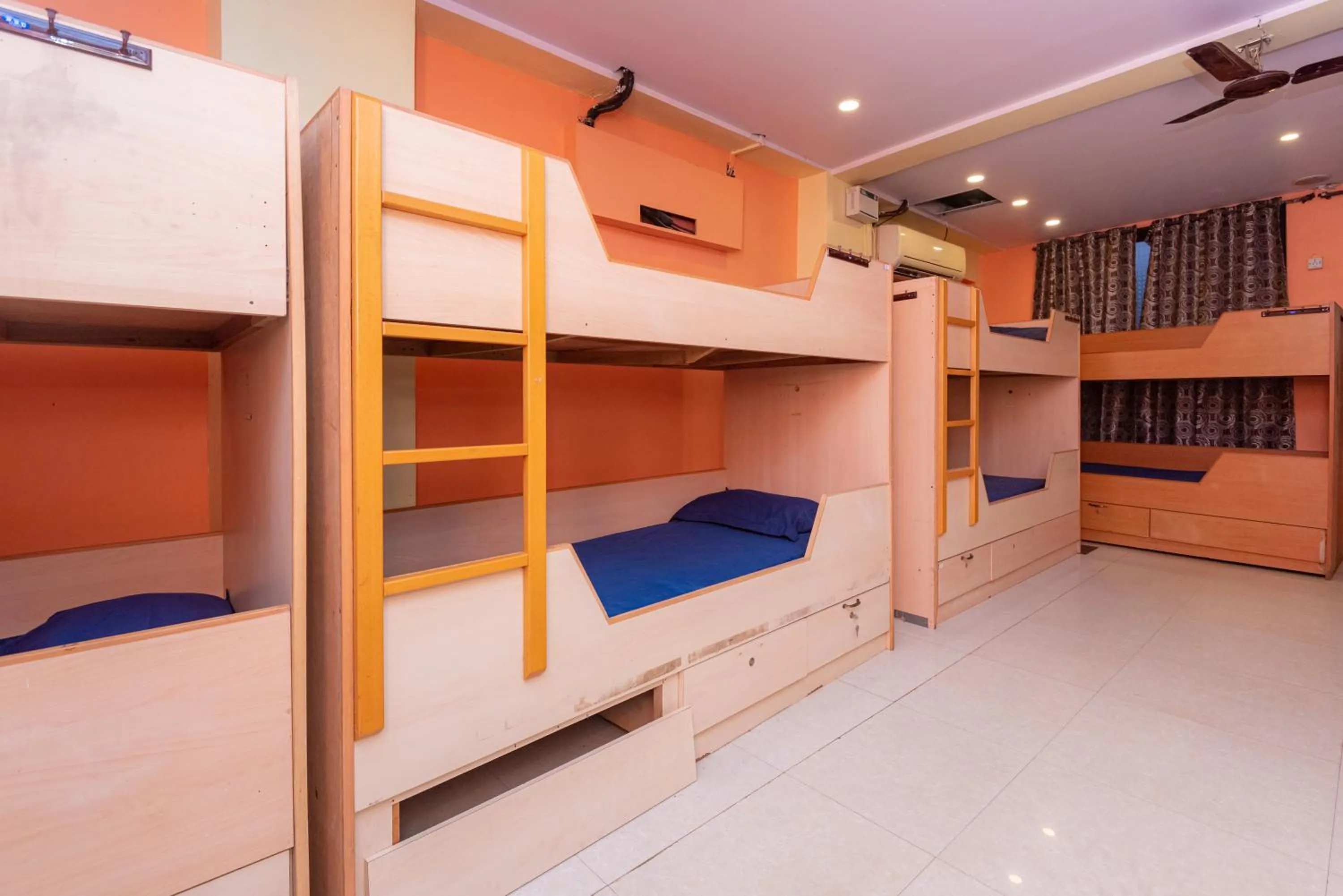 Bed in HOTEL AVISHA Residency