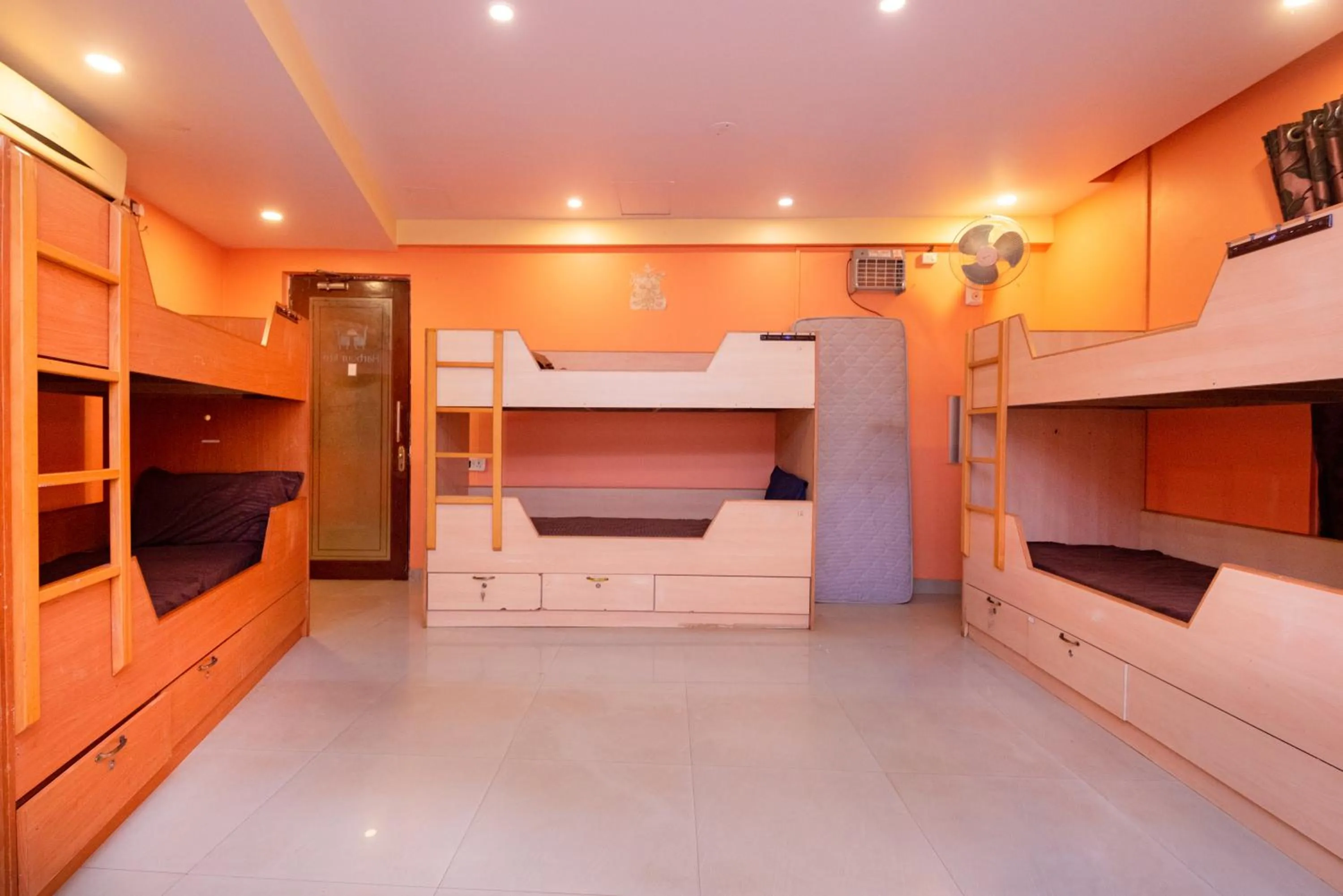 Bedroom, Bed in HOTEL AVISHA Residency
