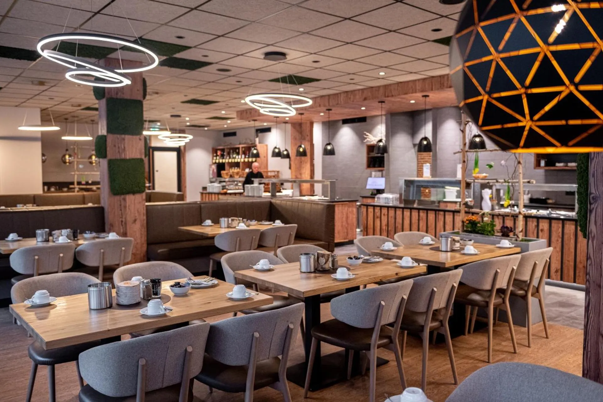 Restaurant/places to eat in Familien Apartmenthotel Panoramic