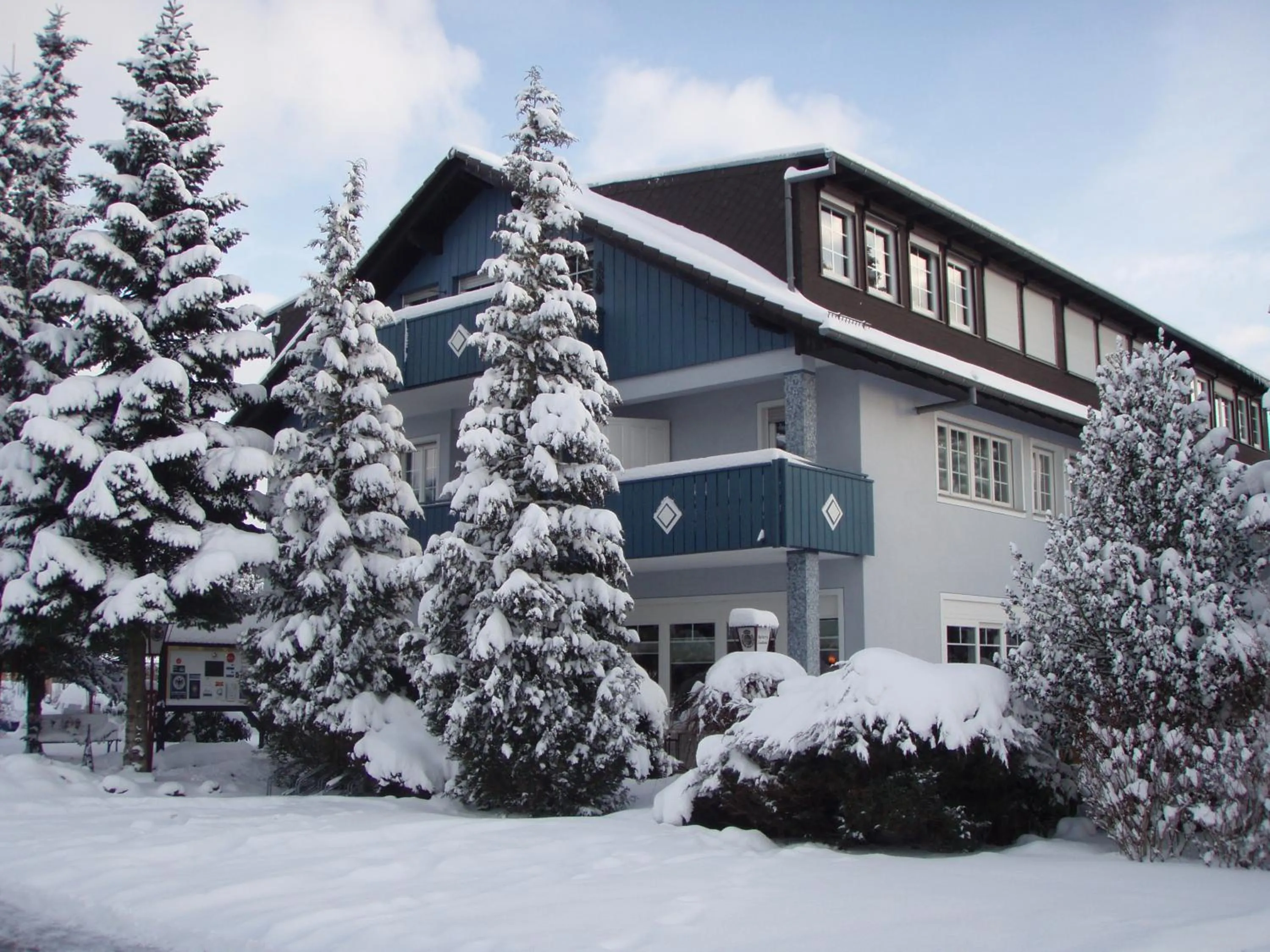 Facade/entrance in Kucher's Landhotel