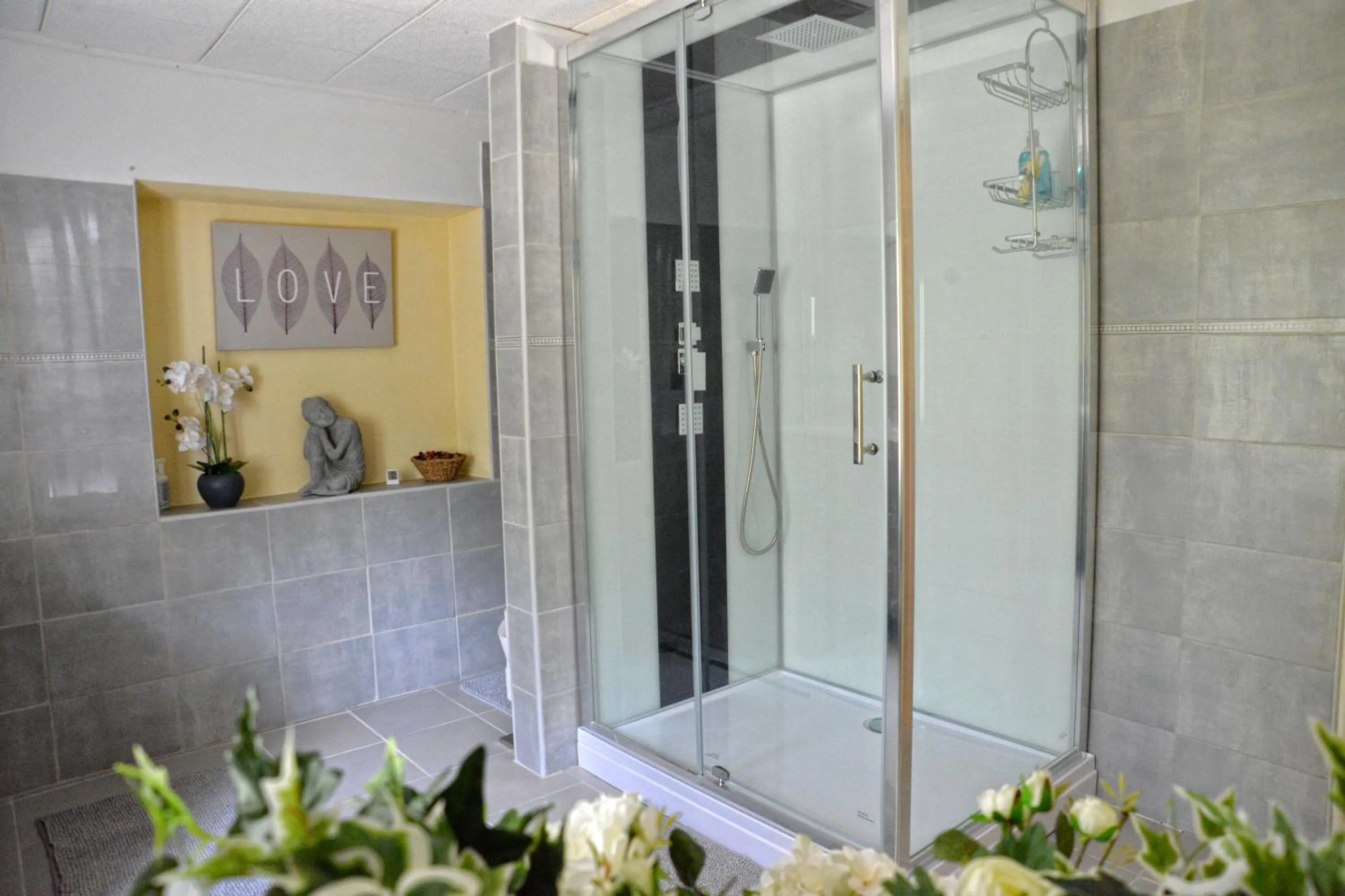 Bathroom in Maison Matachot